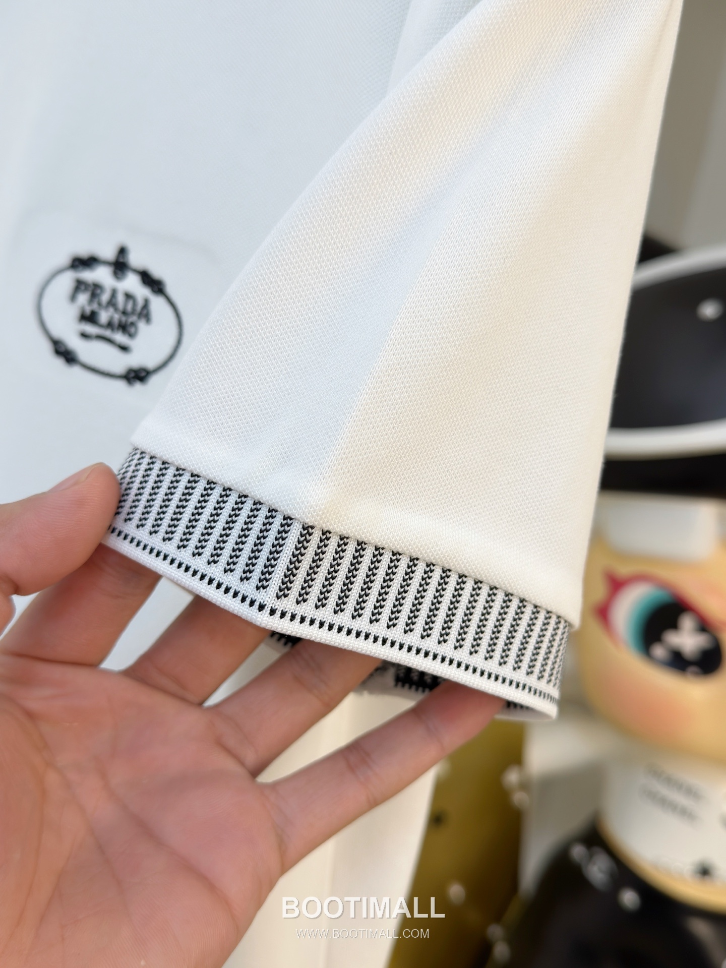 Prada Logo Pique Cotton Polo Shirt Black White 프라다 로고 피케 코튼 폴로 셔츠 블랙 화이트 7