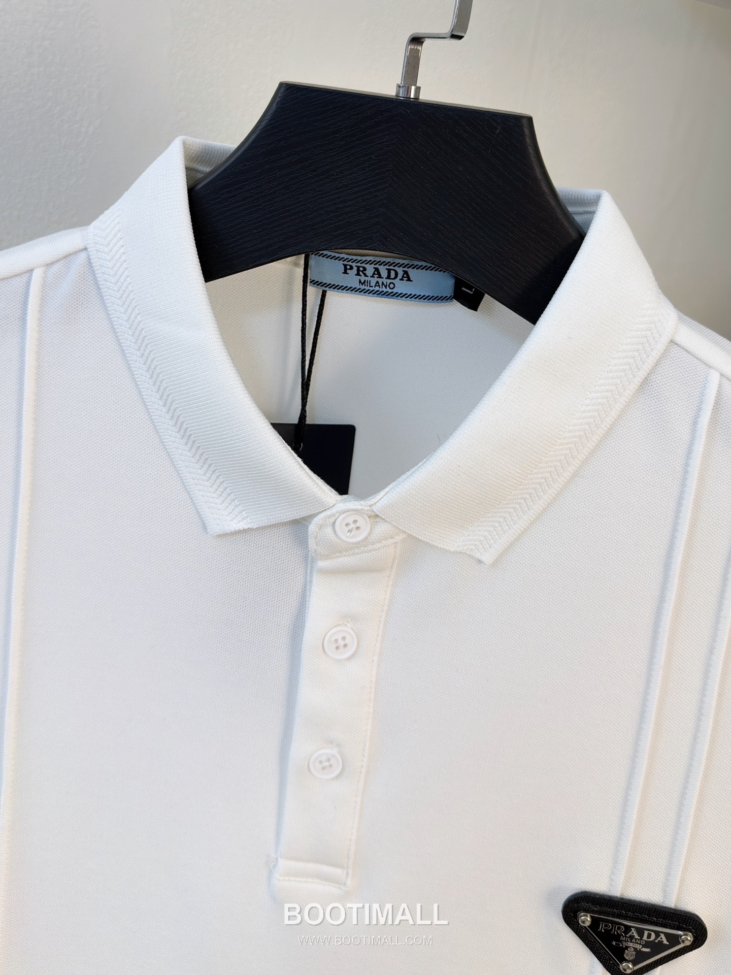 Prada Logo Pique Cotton Polo Shirt Black White 프라다 로고 피케 코튼 폴로 셔츠 블랙 화이트 4
