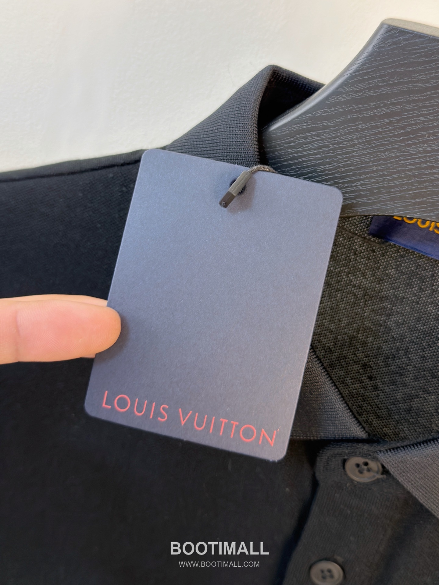 Louis Vuitton Logo Pique Cotton Polo Shirt White 루이비통 로고 피케 코튼 폴로 셔츠 화이트 5