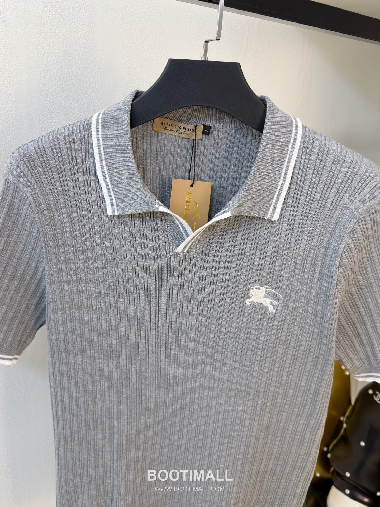 Burberry Spring Summer Premium Knit Short Sleeve T-Shirt 버버리 2026 봄여름 프리미엄 니트 반팔 티셔츠 2