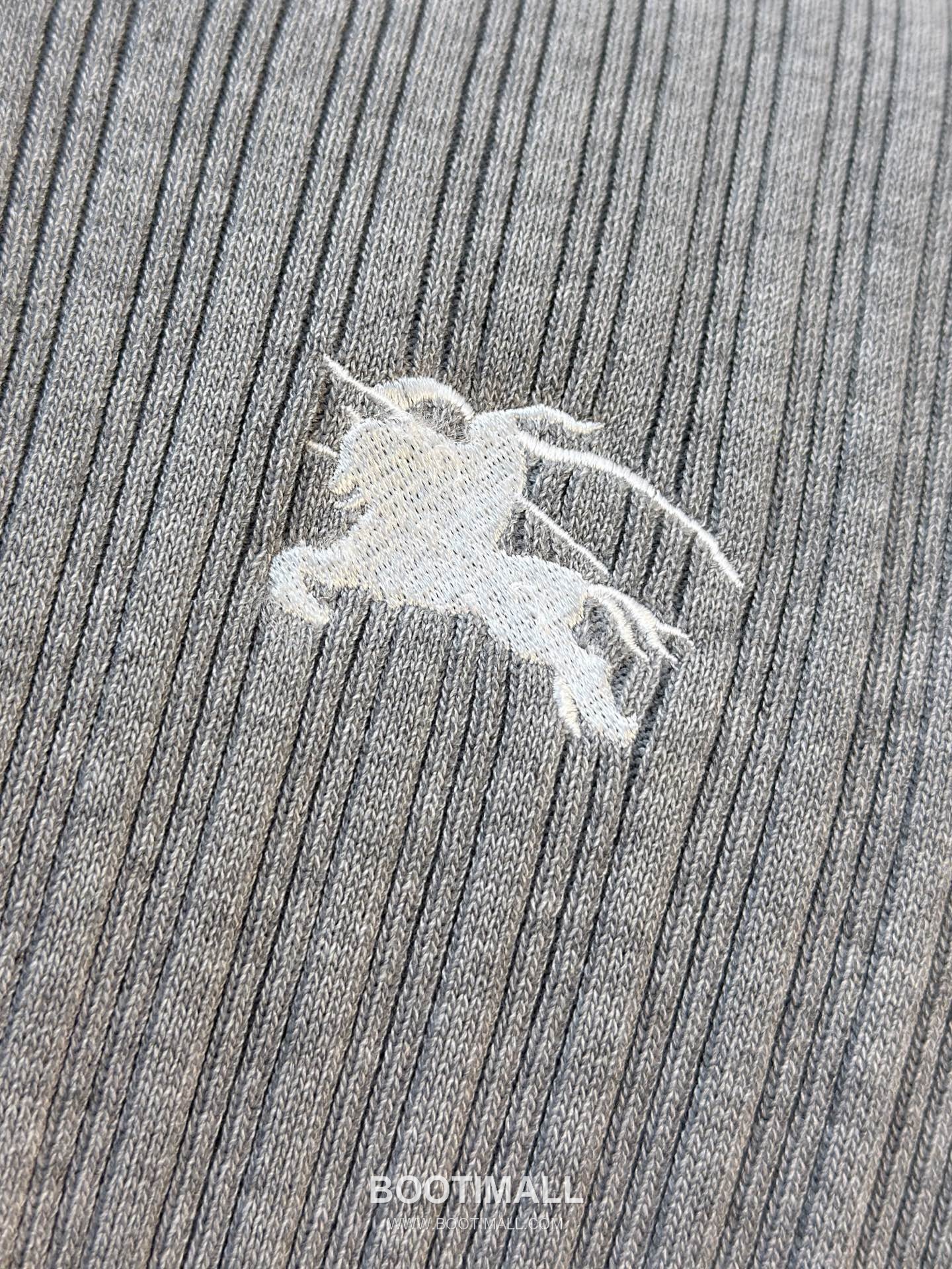 Burberry Spring Summer Premium Knit Short Sleeve T-Shirt 버버리 2026 봄여름 프리미엄 니트 반팔 티셔츠 5