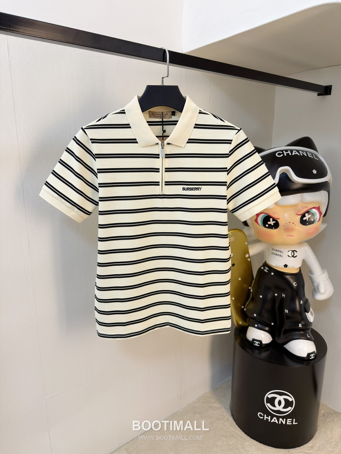 Burberry Spring Summer Premium Knit Short Sleeve T-Shirt 버버리 2026 봄여름 프리미엄 니트 반팔 티셔츠 2