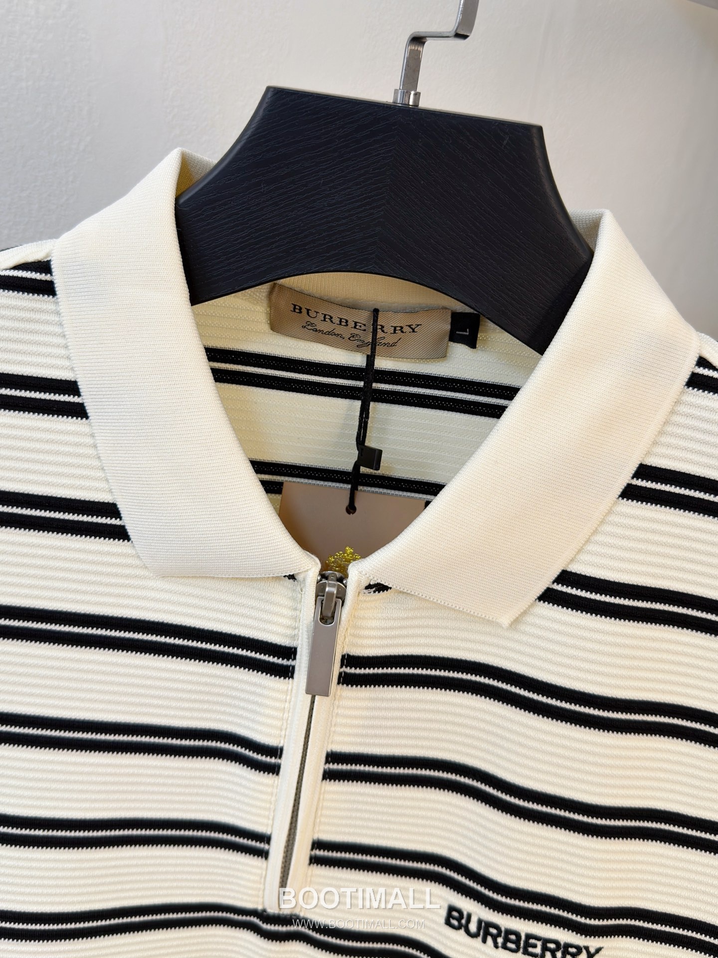 Burberry Spring Summer Premium Knit Short Sleeve T-Shirt 버버리 2026 봄여름 프리미엄 니트 반팔 티셔츠 4