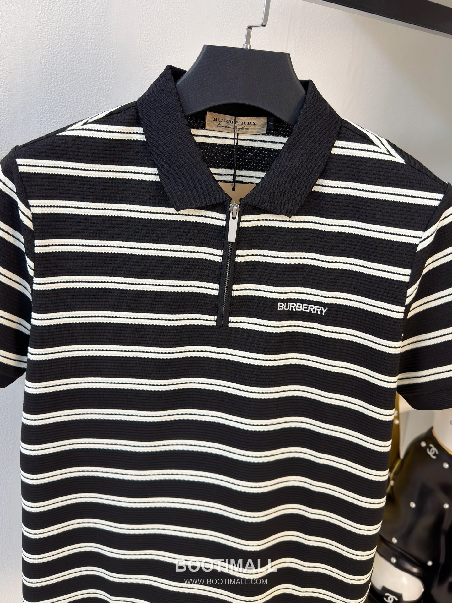 Burberry Spring Summer Premium Knit Short Sleeve T-Shirt 버버리 2026 봄여름 프리미엄 니트 반팔 티셔츠 2