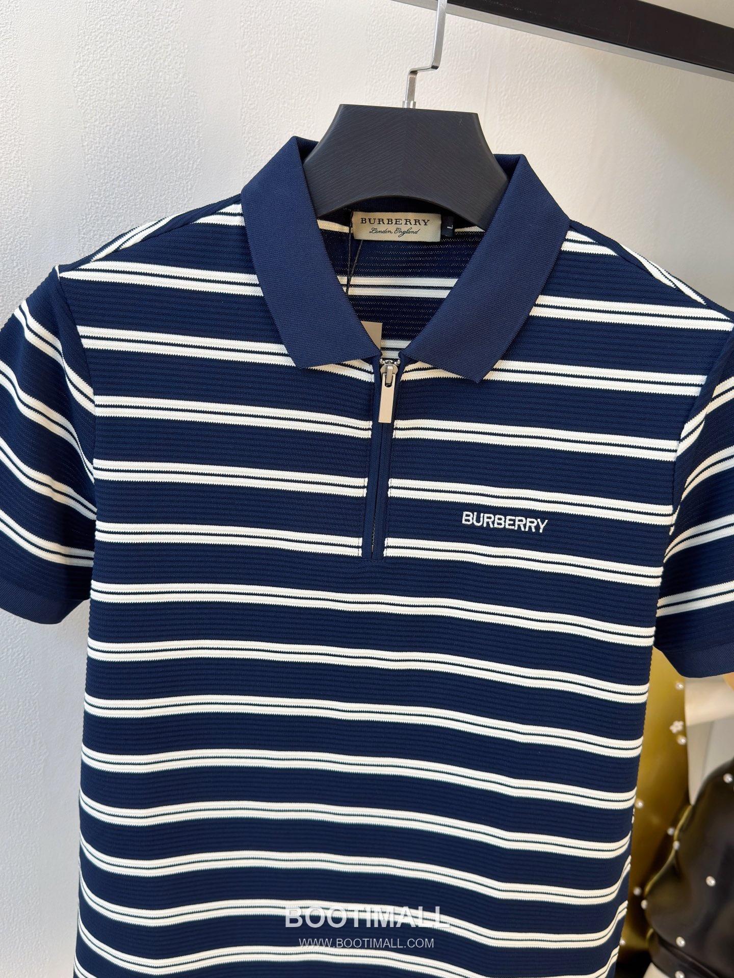 Burberry Spring Summer Premium Knit Short Sleeve T-Shirt 버버리 2026 봄여름 프리미엄 니트 반팔 티셔츠 2