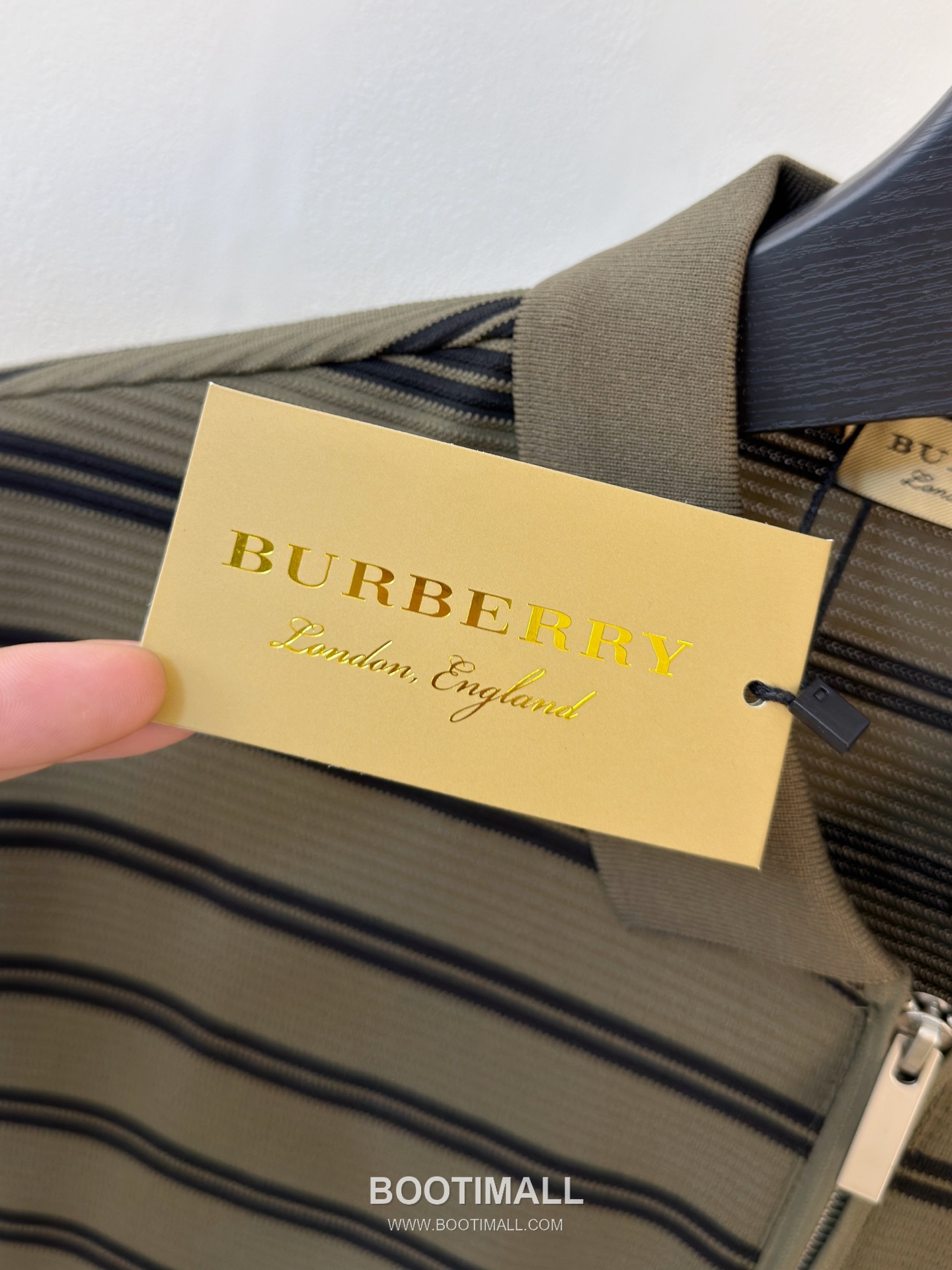 Burberry Spring Summer Premium Knit Short Sleeve T-Shirt 버버리 2026 봄여름 프리미엄 니트 반팔 티셔츠 4