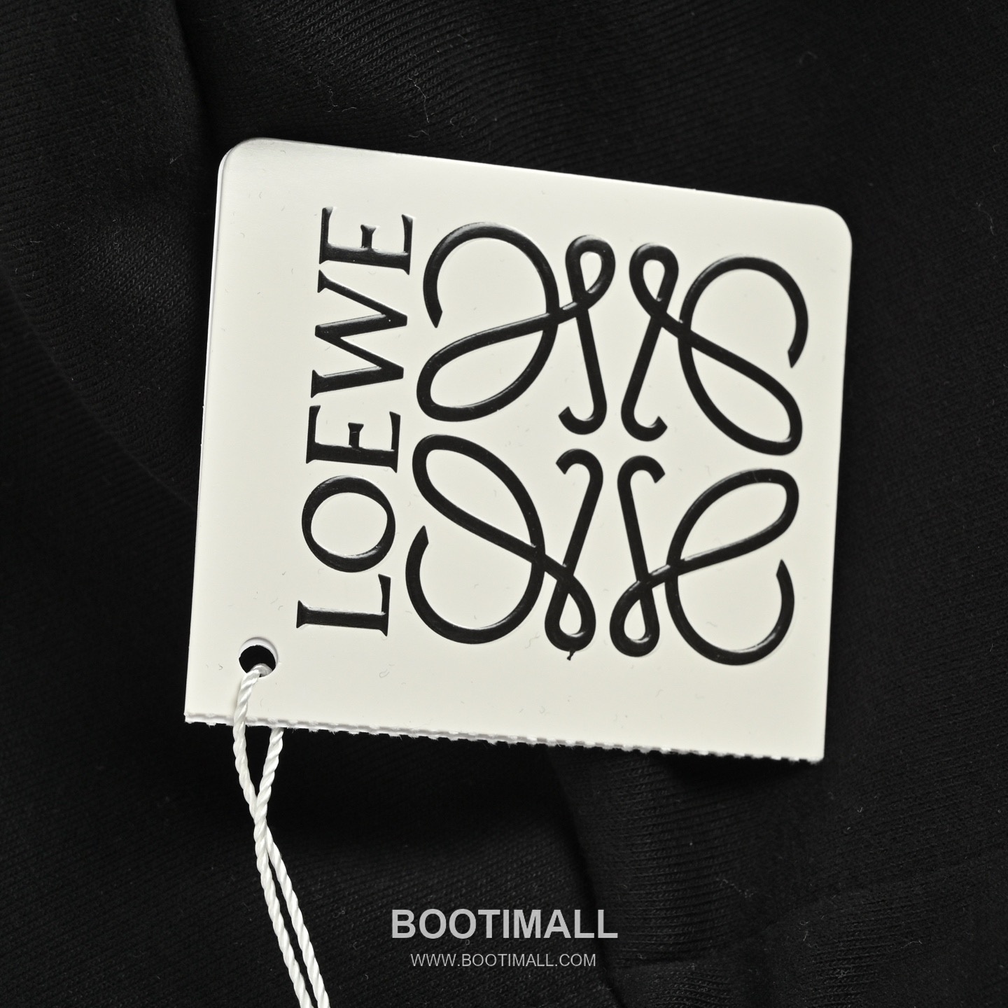 Loewe On Running Collaboration Pocket Logo Hoodie Navy Blue 로에베 온 러닝 컬래버레이션 포켓 로고 후드 네이비 블루 7