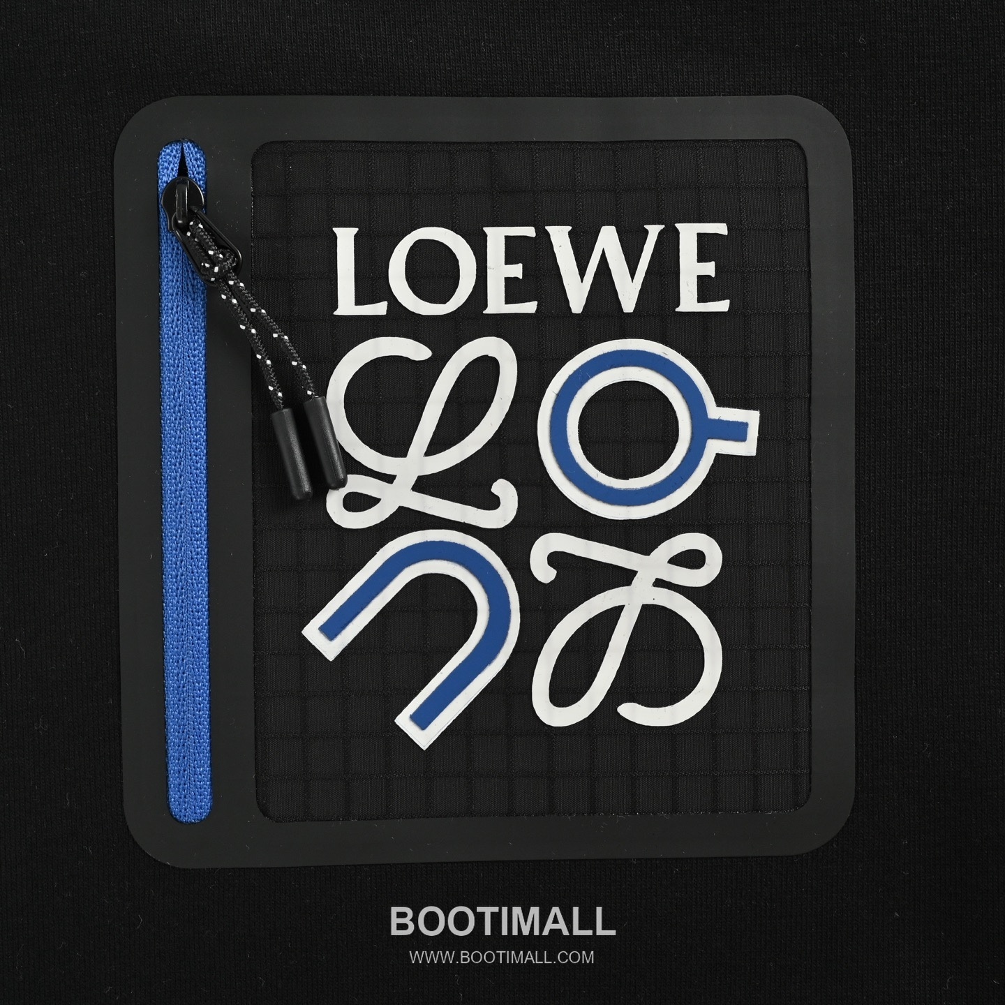 Loewe On Running Collaboration Pocket Logo Hoodie Navy Blue 로에베 온 러닝 컬래버레이션 포켓 로고 후드 네이비 블루 8