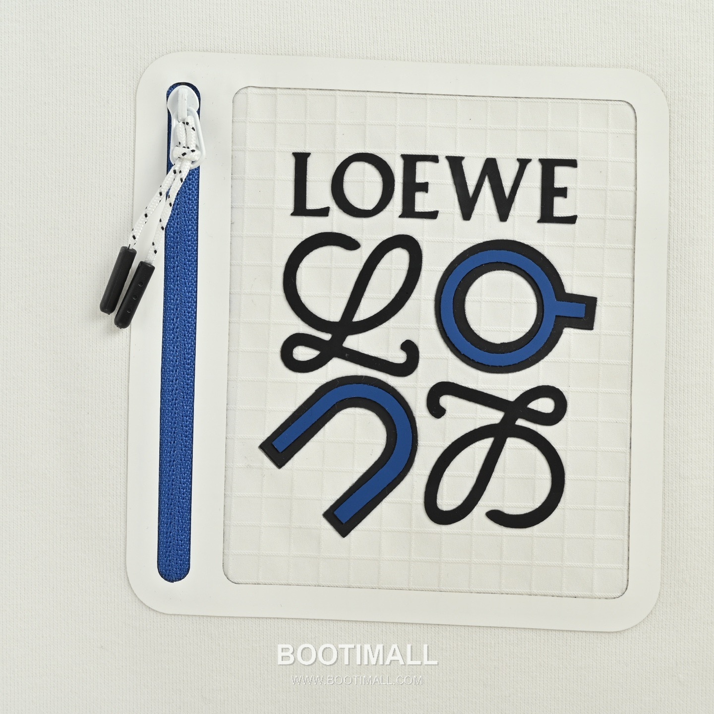 Loewe On Running Collaboration Pocket Logo Hoodie Navy Blue 로에베 온 러닝 컬래버레이션 포켓 로고 후드 네이비 블루 8