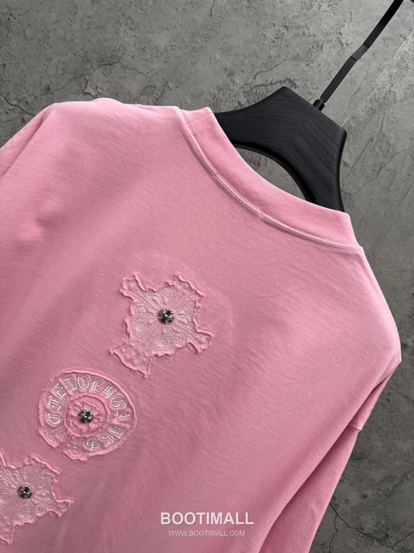 Chrome Hearts Embroidered Cross Logo Short Sleeve T-Shirt 크롬하츠 자수 크로스 로고 반팔 티셔츠 4