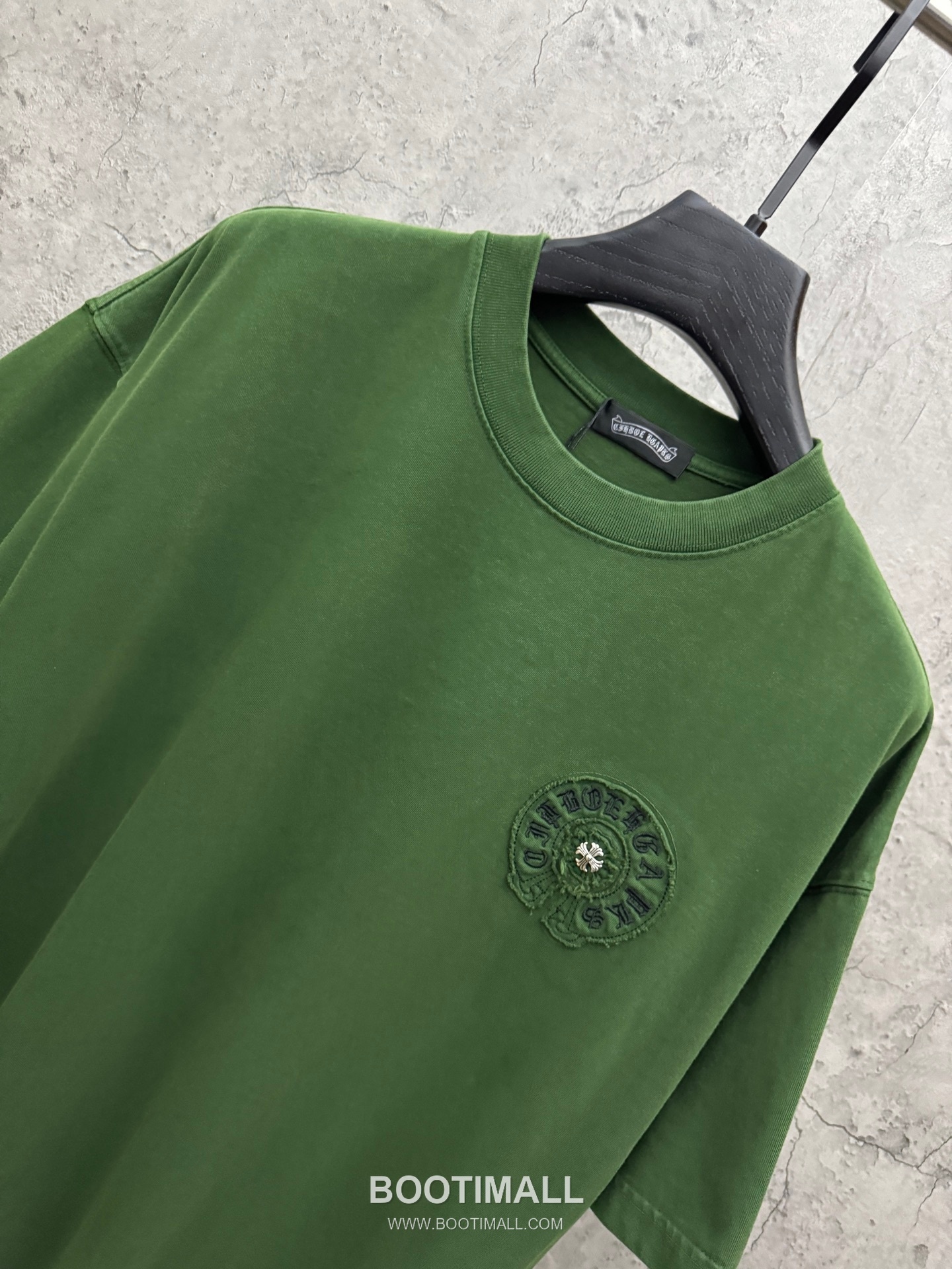 Chrome Hearts Embroidered Cross Logo Cotton Short Sleeve T-Shirt 크롬하츠 자수 크로스 로고 코튼 반팔 티셔츠 3