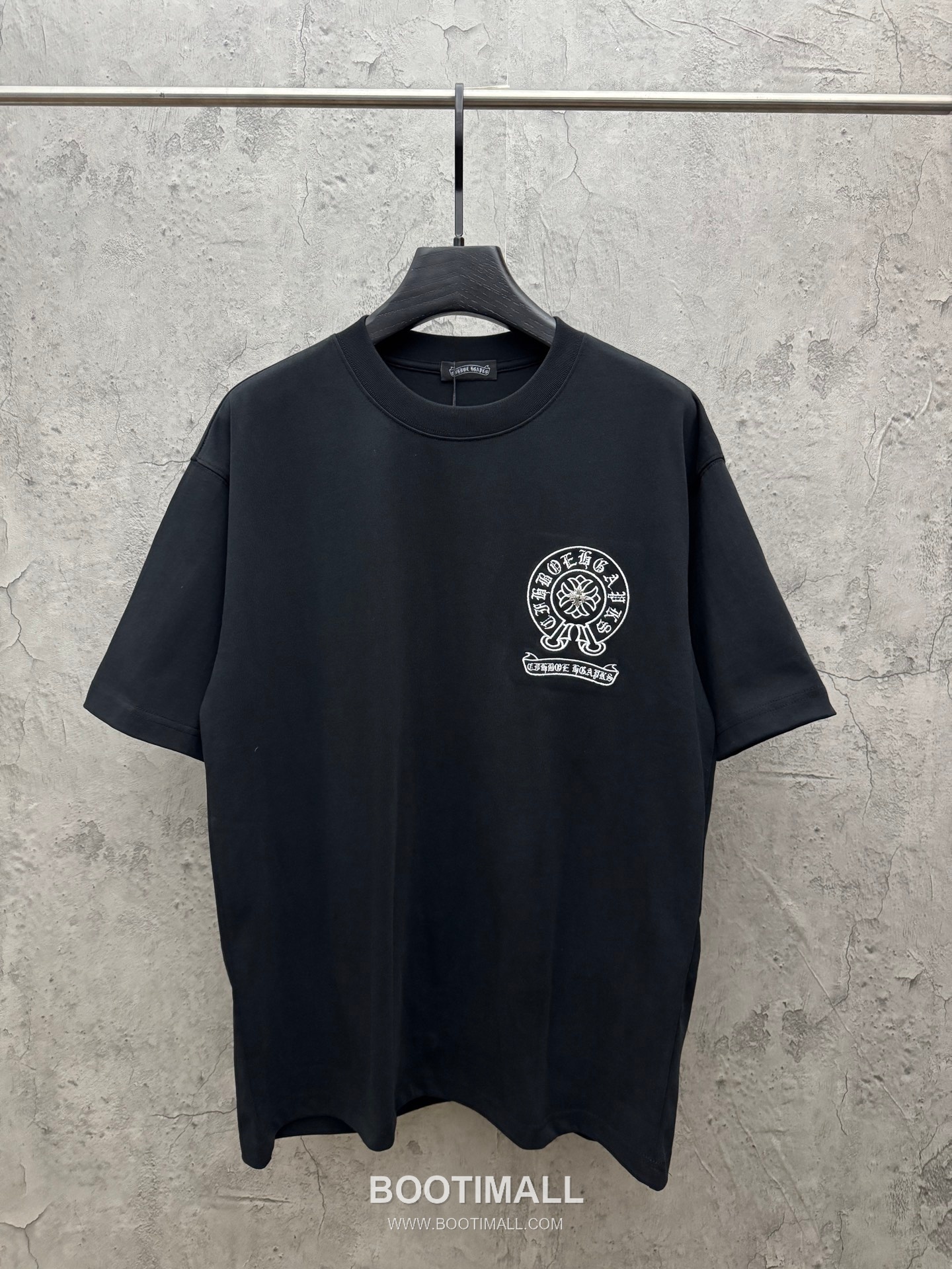 Chrome Hearts 2026 Embroidery Short Sleeve T-Shirt 크롬하츠 2026 자수 반팔 티셔츠 1