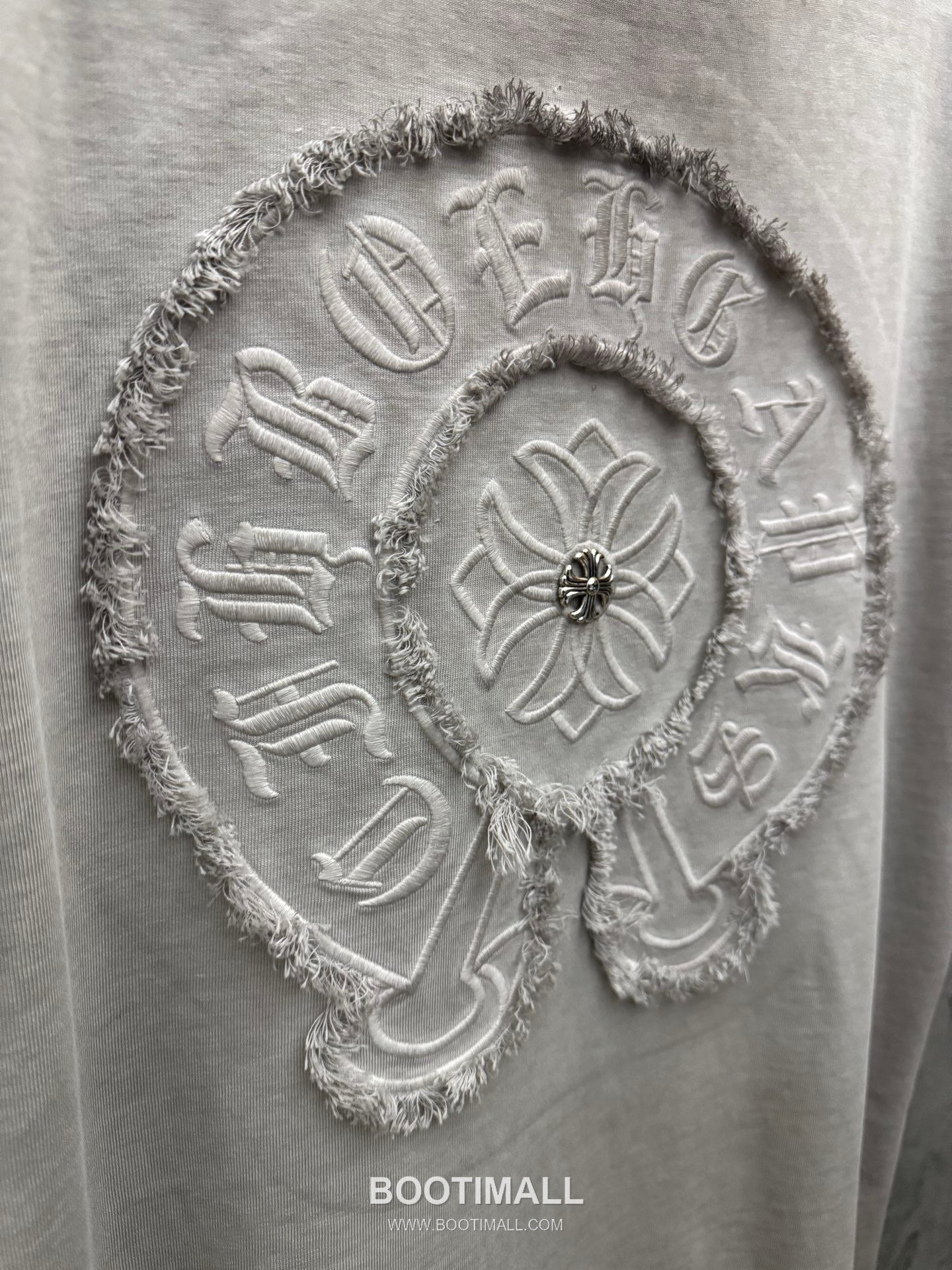 Chrome Hearts Embroidered Logo Washed Cotton Short Sleeve T-Shirt 크롬하츠 엠보 로고 워싱 코튼 반팔 티셔츠 8