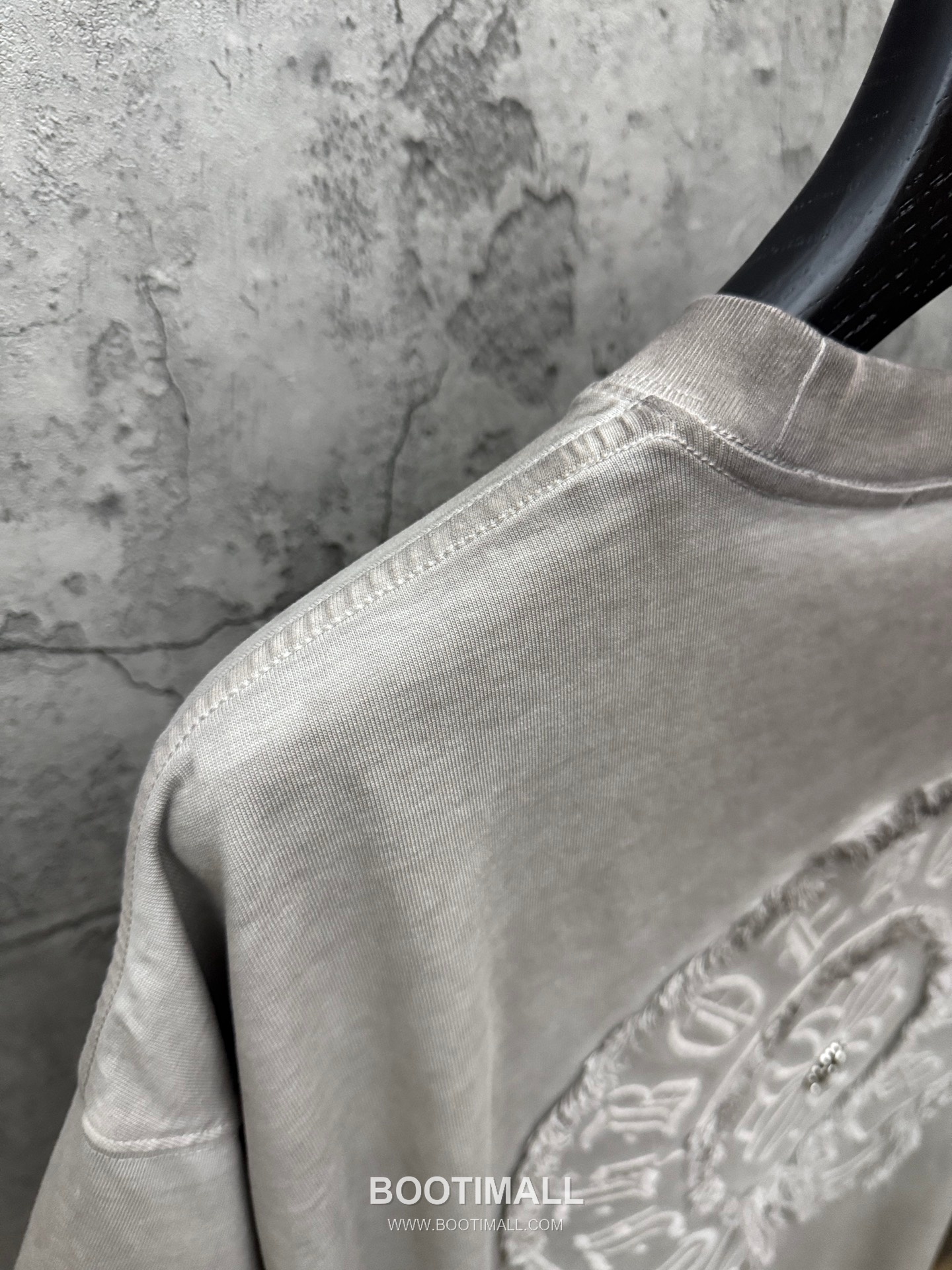 Chrome Hearts Embroidered Logo Washed Cotton Short Sleeve T-Shirt 크롬하츠 엠보 로고 워싱 코튼 반팔 티셔츠 9