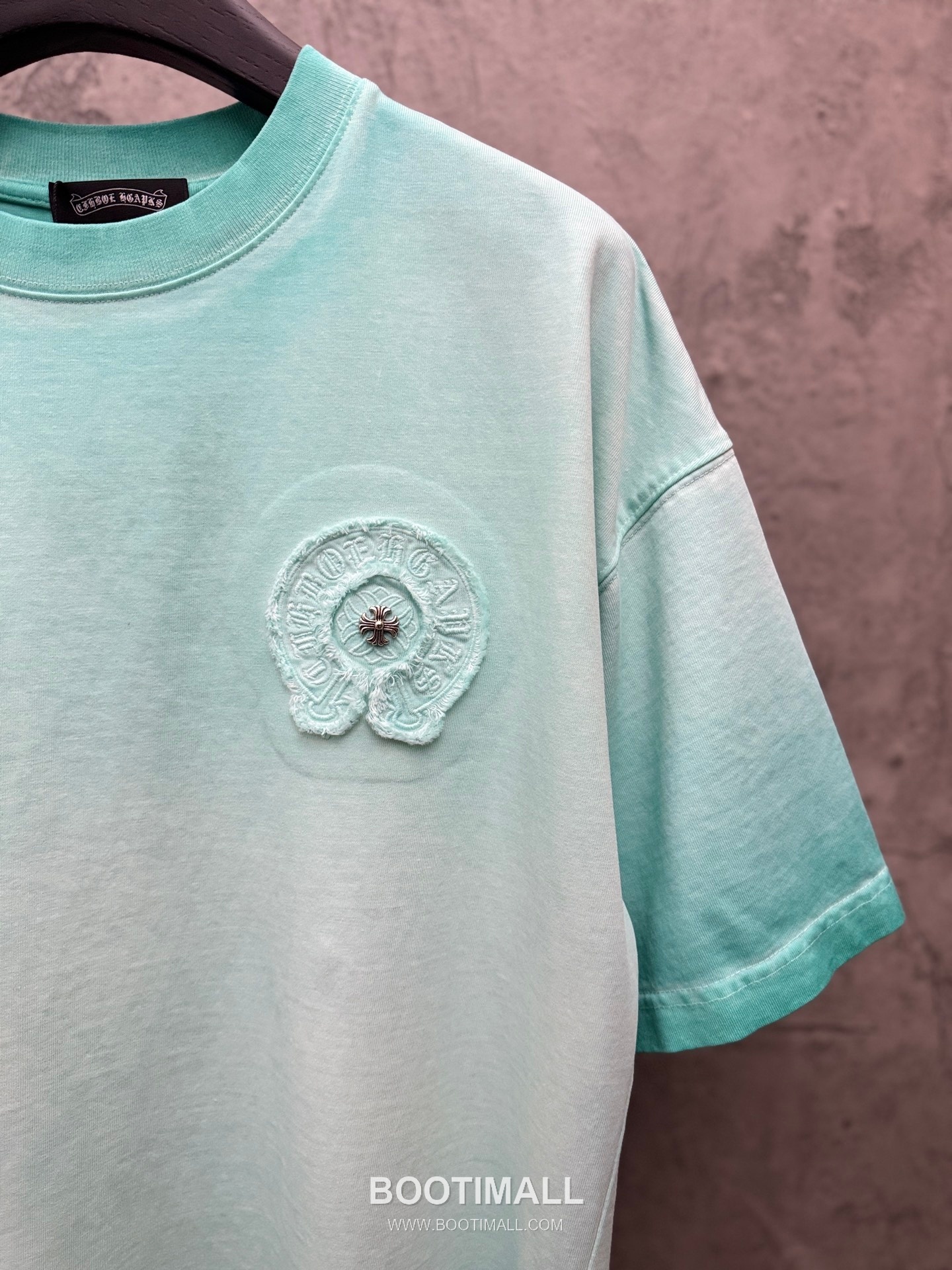 Chrome Hearts Embroidered Logo Washed Cotton Short Sleeve T-Shirt 크롬하츠 엠보 로고 워싱 코튼 반팔 티셔츠 5