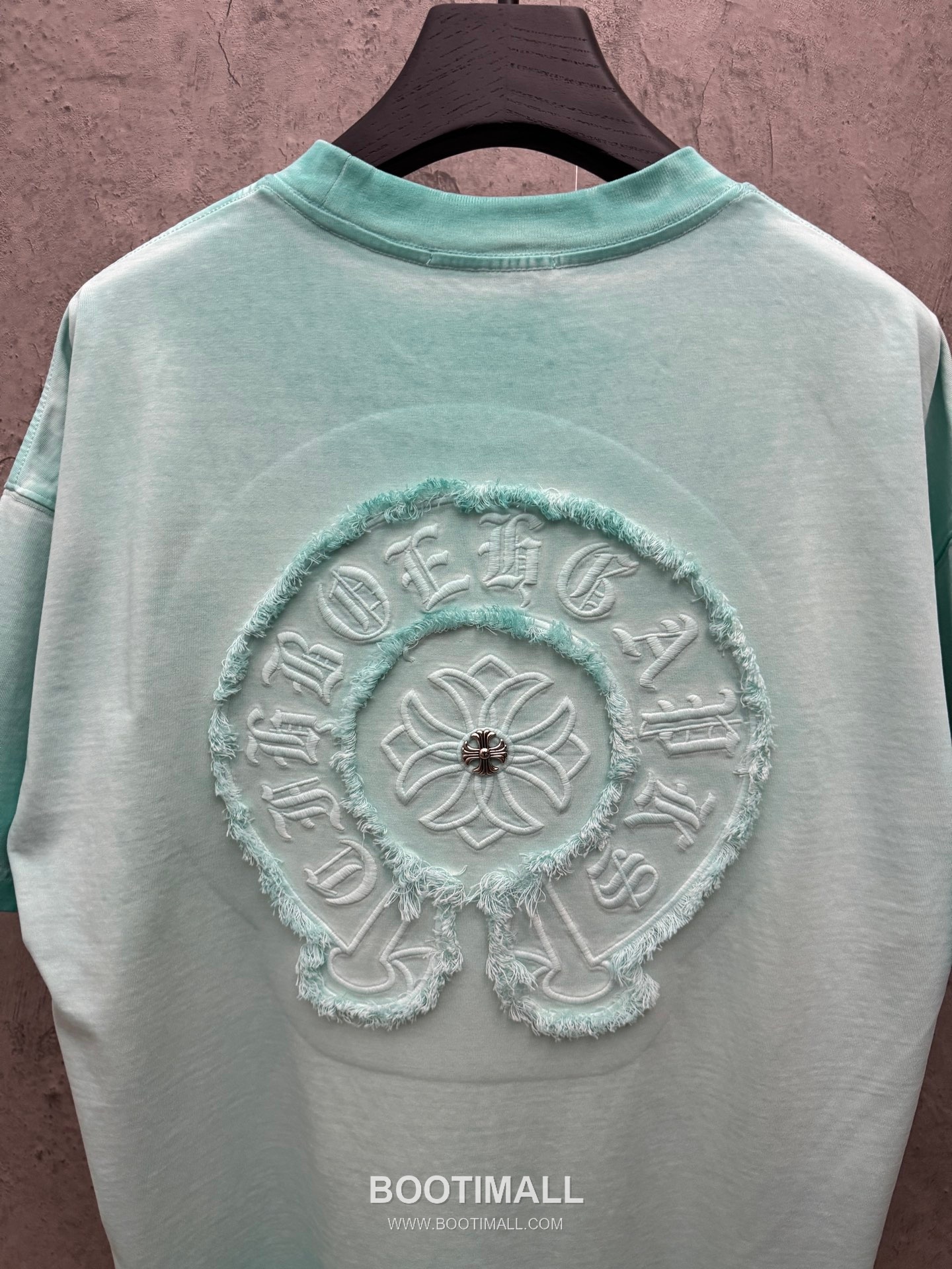 Chrome Hearts Embroidered Logo Washed Cotton Short Sleeve T-Shirt 크롬하츠 엠보 로고 워싱 코튼 반팔 티셔츠 7