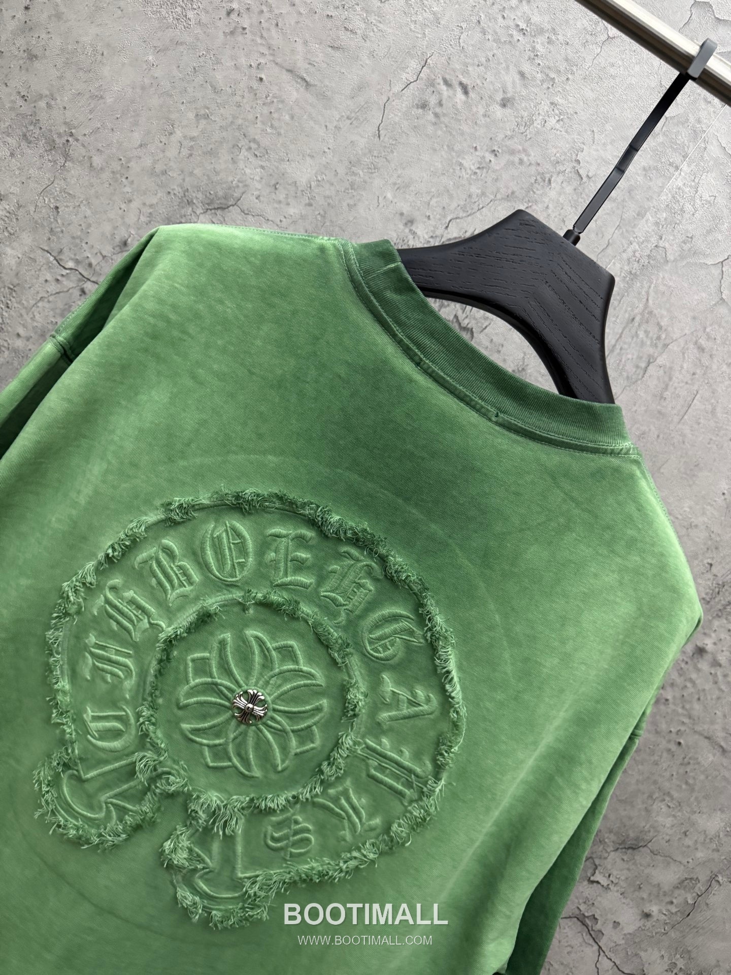 Chrome Hearts Embroidered Logo Washed Cotton Short Sleeve T-Shirt 크롬하츠 엠보 로고 워싱 코튼 반팔 티셔츠 4