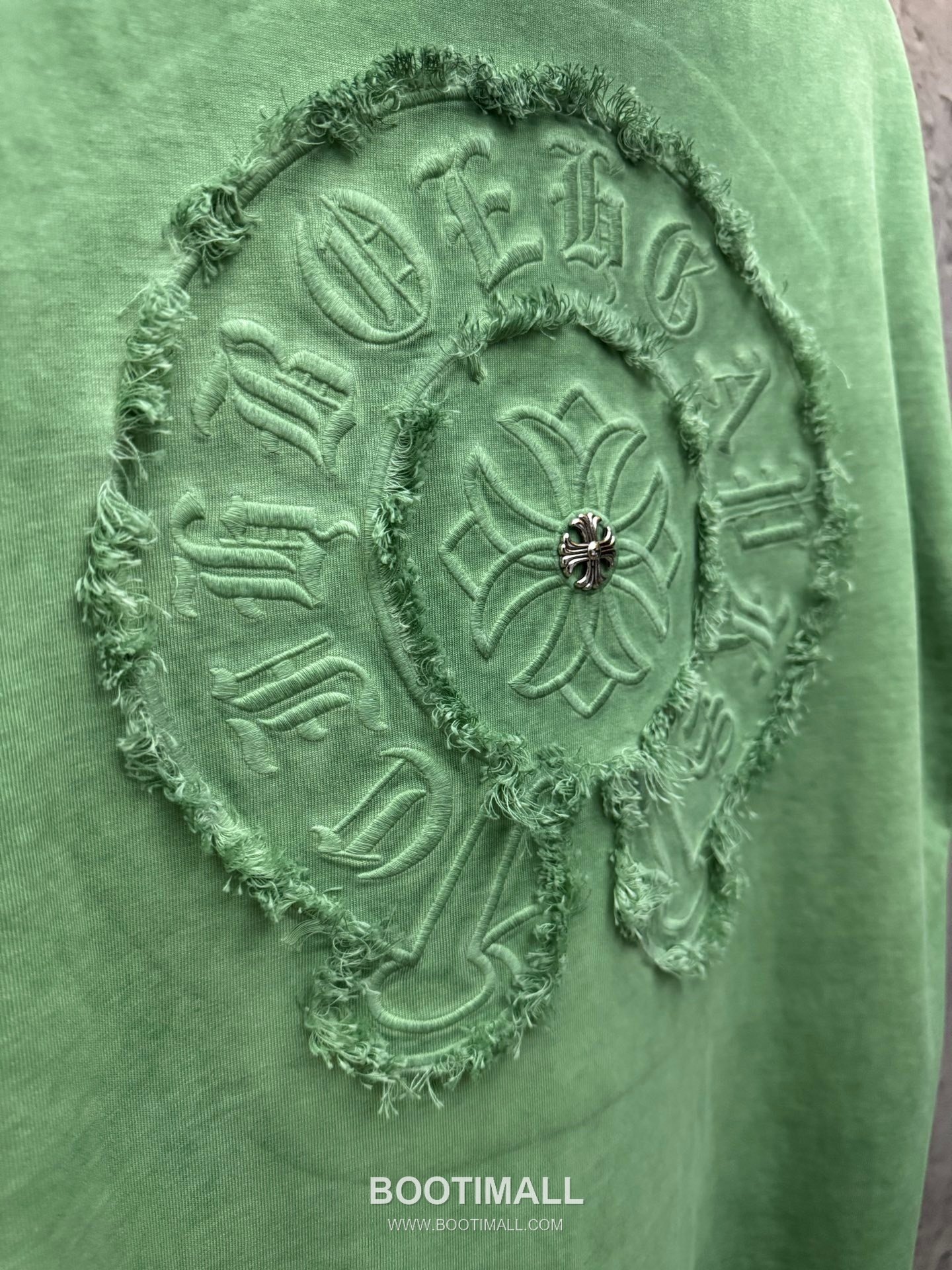 Chrome Hearts Embroidered Logo Washed Cotton Short Sleeve T-Shirt 크롬하츠 엠보 로고 워싱 코튼 반팔 티셔츠 8