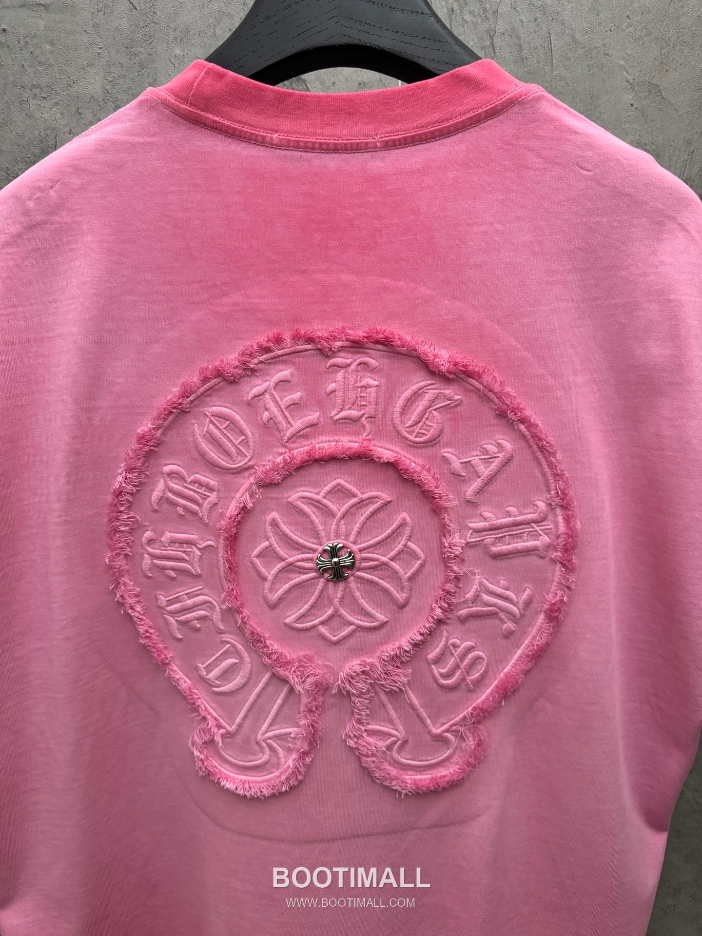 Chrome Hearts Embroidered Logo Washed Cotton Short Sleeve T-Shirt 크롬하츠 엠보 로고 워싱 코튼 반팔 티셔츠 7