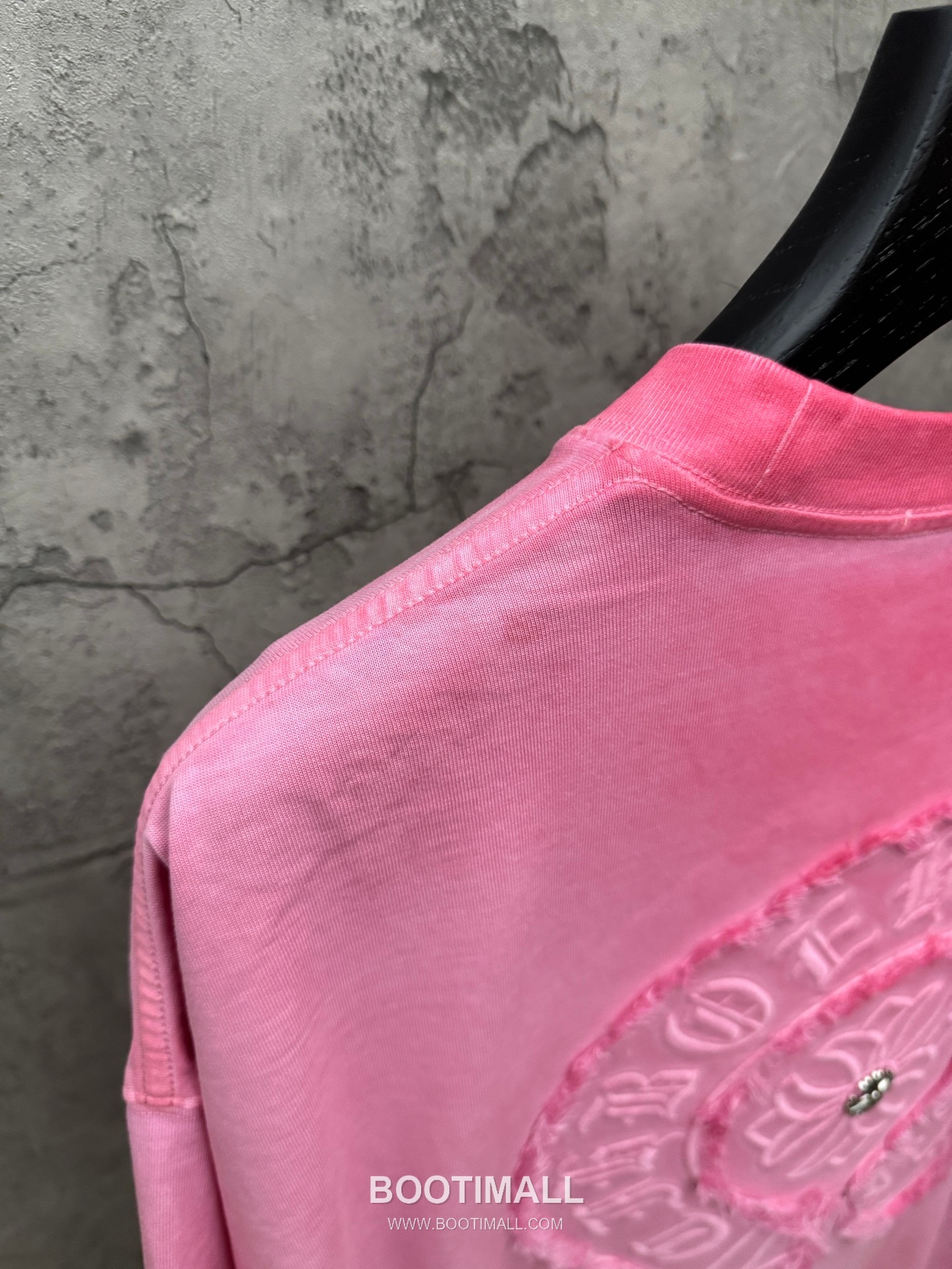 Chrome Hearts Embroidered Logo Washed Cotton Short Sleeve T-Shirt 크롬하츠 엠보 로고 워싱 코튼 반팔 티셔츠 9