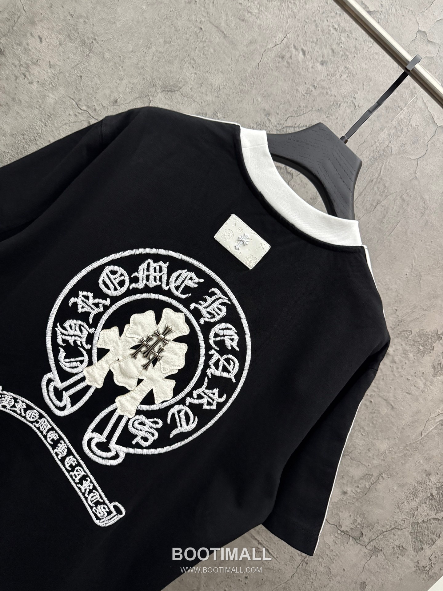 Chrome Hearts Embroidered Cross Raglan Short Sleeve T-Shirt 100% Cotton 크롬하츠 자수 십자가 라글란 반팔 티셔츠 100% 코튼 4