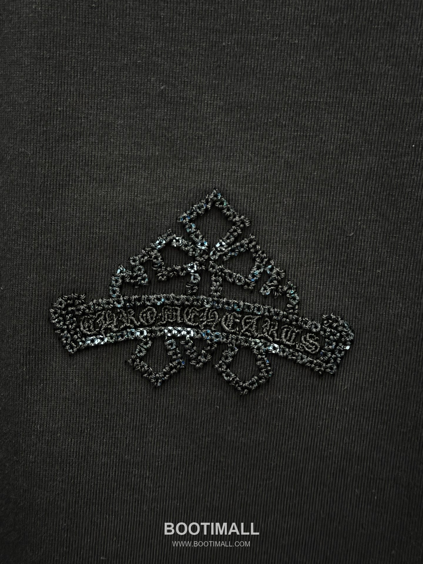 Chrome Hearts Hollow Sequin Cross Embroidery Short Sleeve T-Shirt Cotton 크롬하츠 중공 스팽글 크로스 자수 반팔 티셔츠 코튼 6