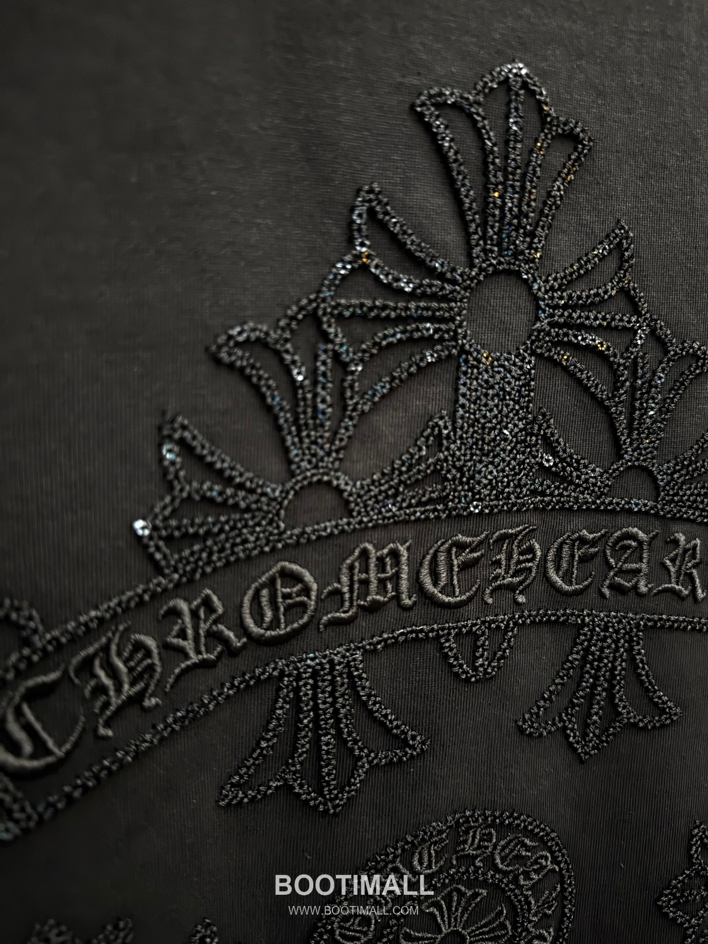Chrome Hearts Hollow Sequin Cross Embroidery Short Sleeve T-Shirt Cotton 크롬하츠 중공 스팽글 크로스 자수 반팔 티셔츠 코튼 8