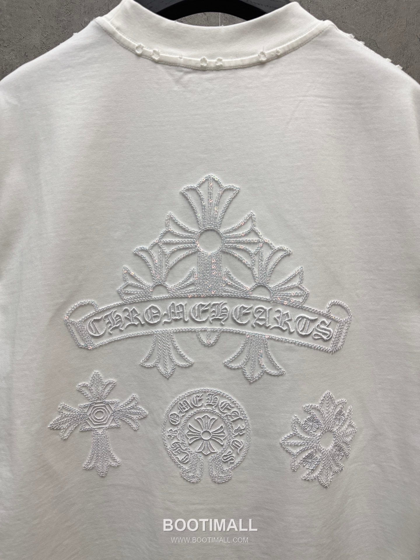 Chrome Hearts Hollow Sequin Cross Embroidery Short Sleeve T-Shirt Cotton 크롬하츠 중공 스팽글 크로스 자수 반팔 티셔츠 코튼 7