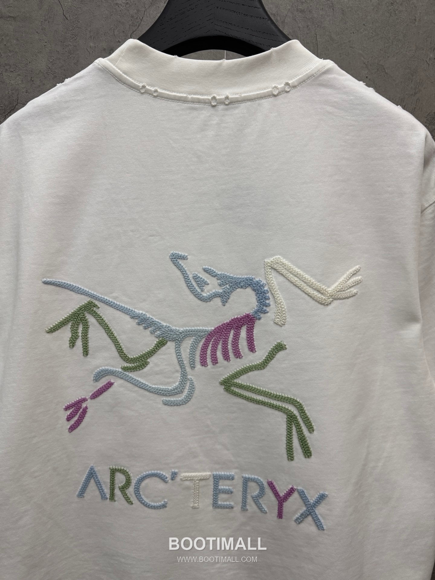 Arcteryx UV Color Change Embroidery Short Sleeve T-Shirt 아크테릭스 UV 컬러 체인지 자수 반팔 티셔츠 7