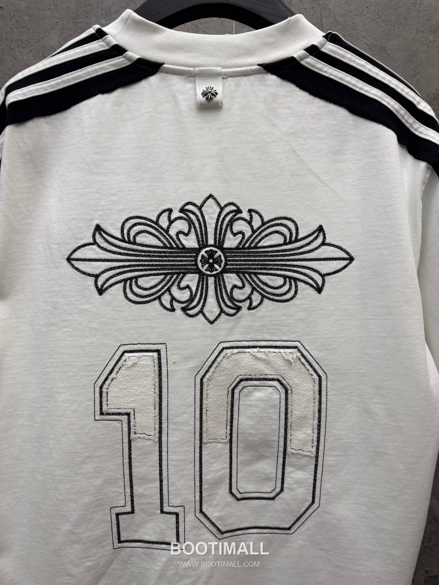 Chrome Hearts Cross Embroidery Raglan Short Sleeve T-Shirt 9609 크롬하츠 크로스 자수 라글란 반팔 티셔츠 9609 7