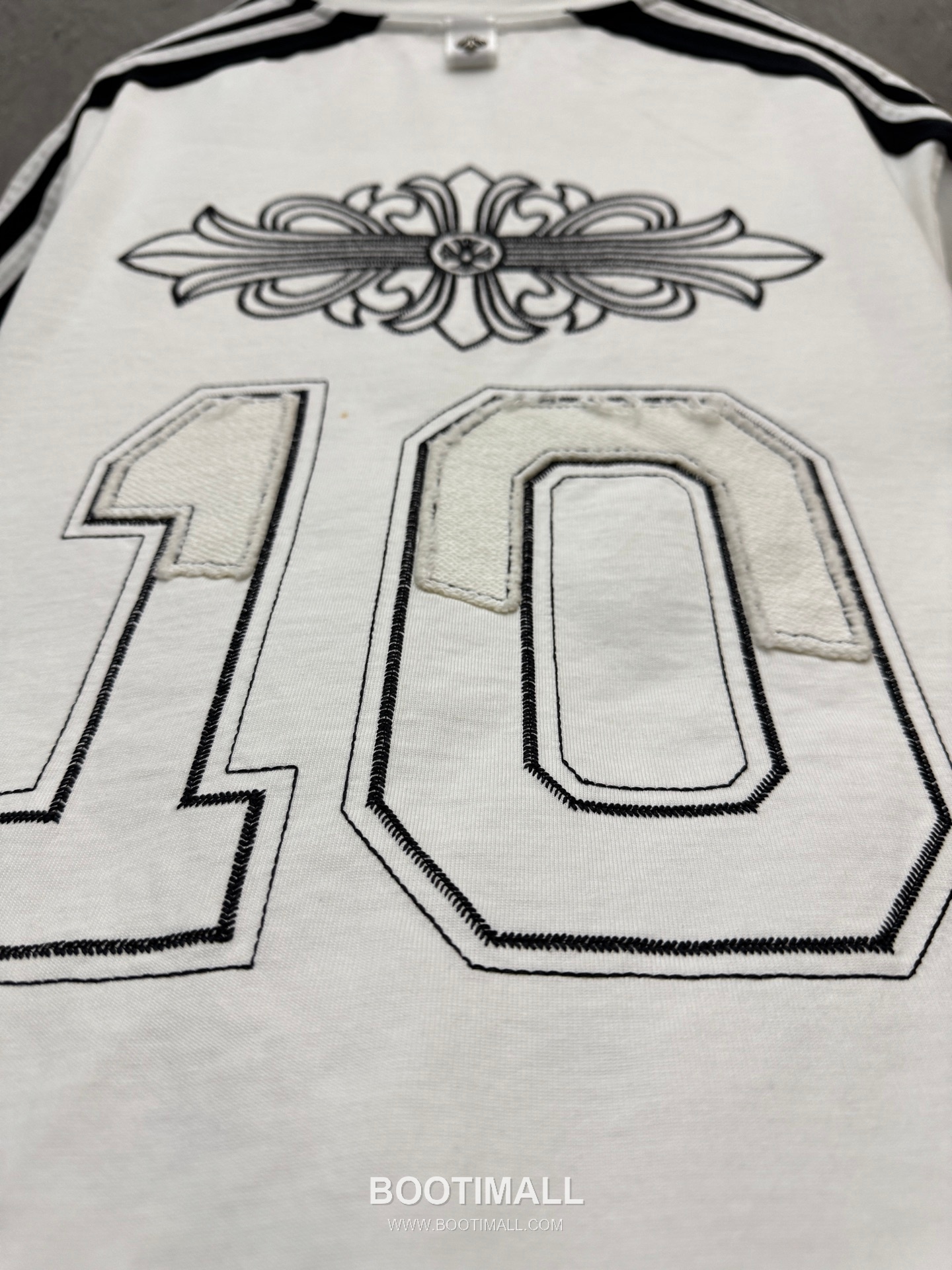 Chrome Hearts Cross Embroidery Raglan Short Sleeve T-Shirt 9609 크롬하츠 크로스 자수 라글란 반팔 티셔츠 9609 8