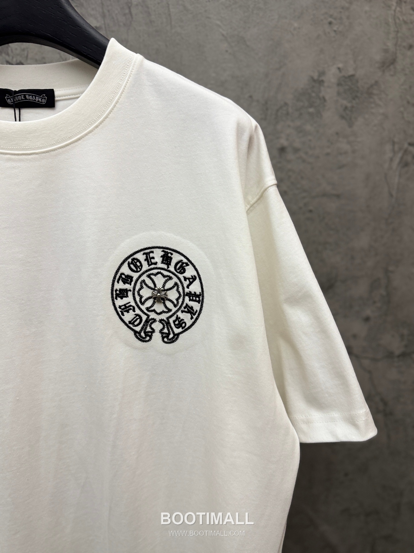 Chrome Hearts Logo Embroidery Cotton Short Sleeve T-Shirt 크롬하츠 로고 자수 코튼 반팔 티셔츠 5