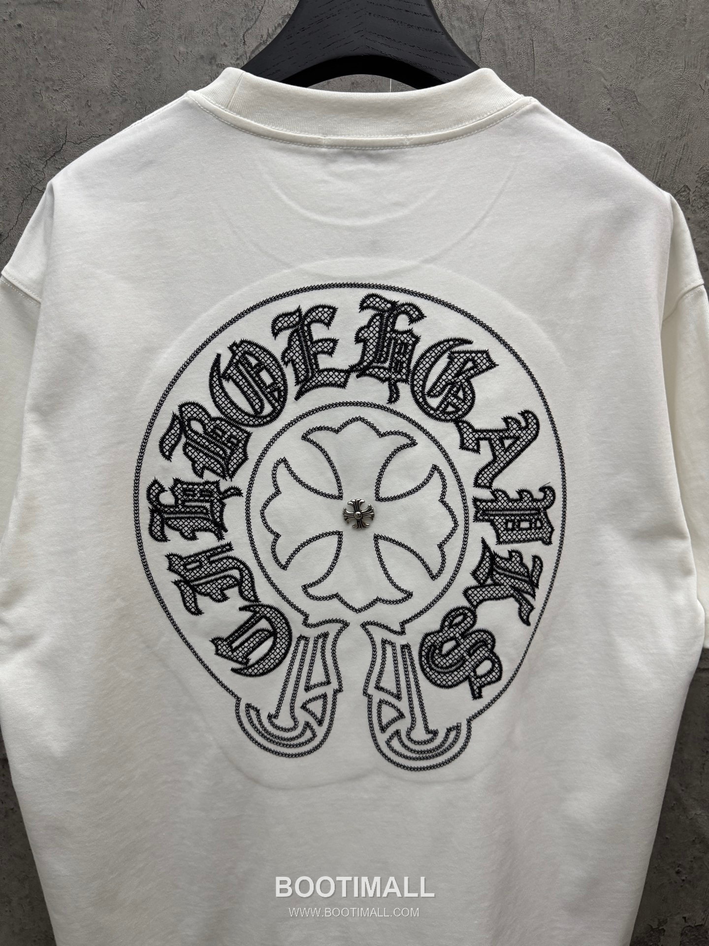 Chrome Hearts Logo Embroidery Cotton Short Sleeve T-Shirt 크롬하츠 로고 자수 코튼 반팔 티셔츠 7
