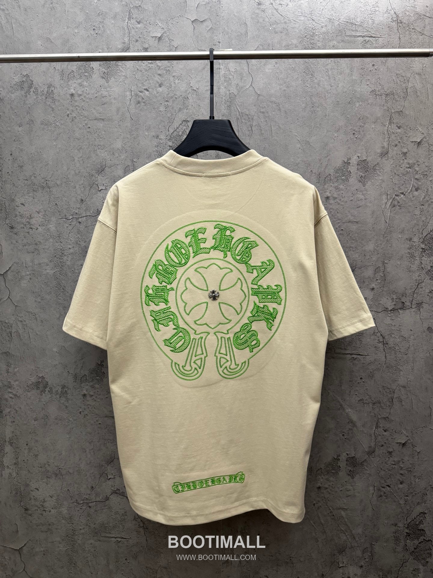 Chrome Hearts Logo Embroidery Cotton Short Sleeve T-Shirt 크롬하츠 로고 자수 코튼 반팔 티셔츠 2