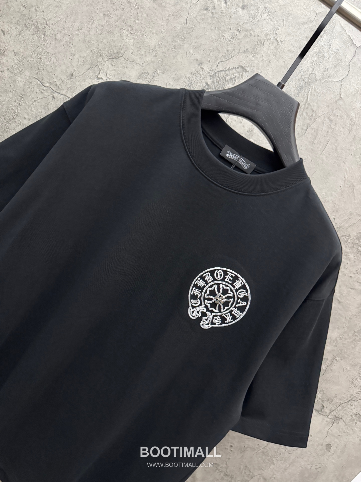 Chrome Hearts Laser Embroidery Logo Short Sleeve T-Shirt 크롬하츠 레이저 자수 로고 반팔 티셔츠 3