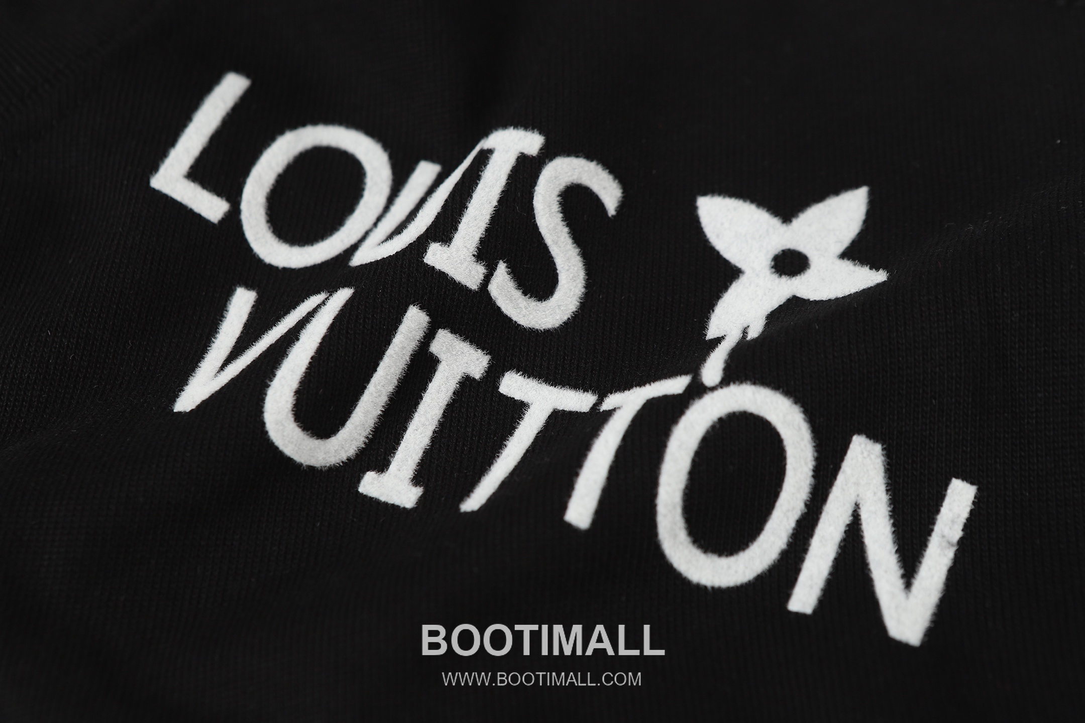 Louis Vuitton Monogram Graffiti Print Round Neck Short Sleeve T-Shirt Cotton 루이비통 모노그램 그라피티 프린트 라운드 넥 반팔 티셔츠 코튼 7