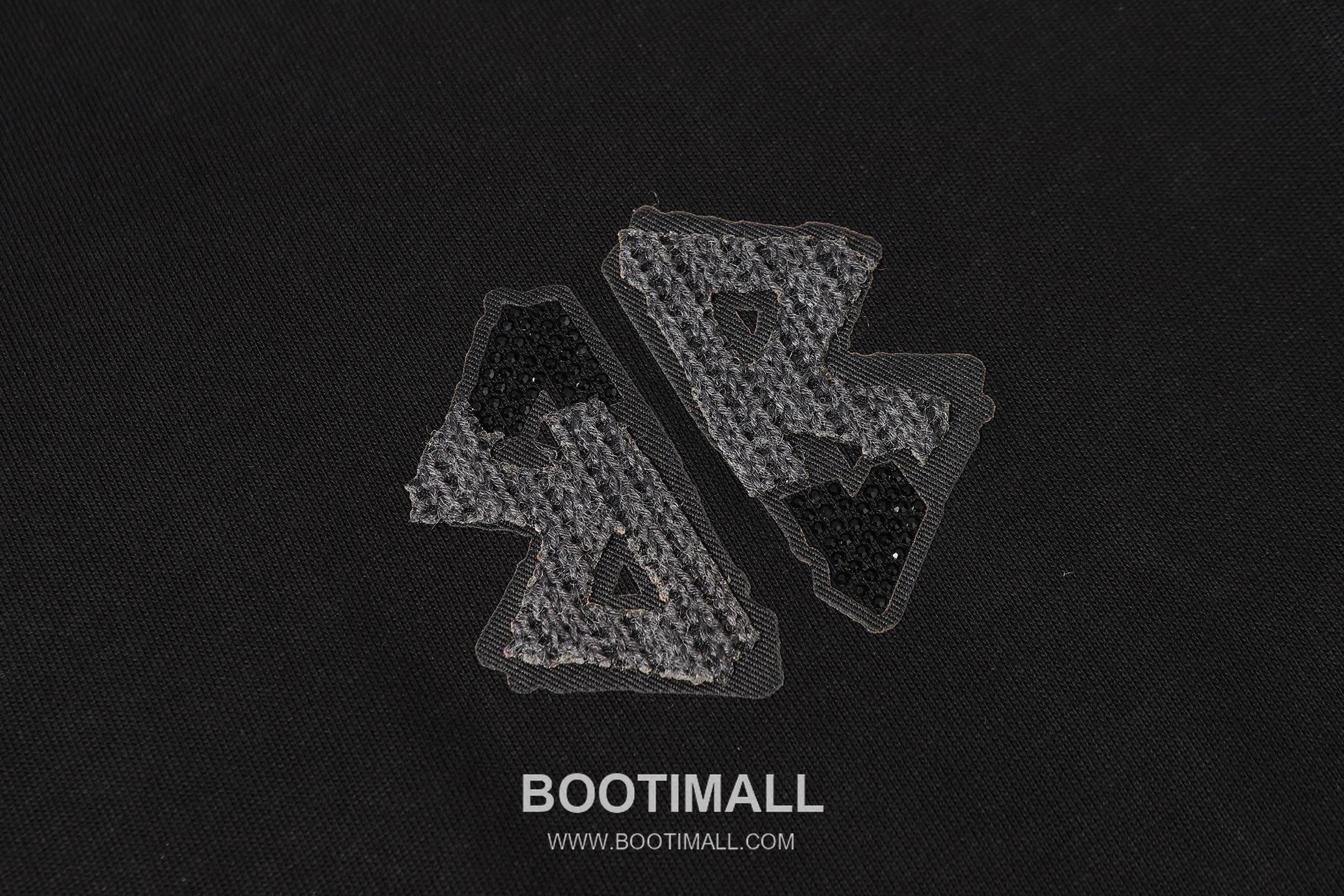 Balenciaga 2026SS Logo Rhinestone Round Neck Short Sleeve T-Shirt 발렌시아가 2026SS 로고 라인스톤 라운드넥 반팔 티셔츠 4