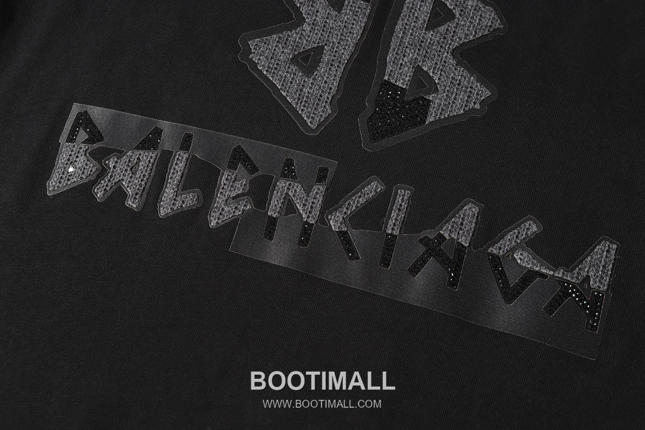 Balenciaga 2026SS Logo Rhinestone Round Neck Short Sleeve T-Shirt 발렌시아가 2026SS 로고 라인스톤 라운드넥 반팔 티셔츠 8