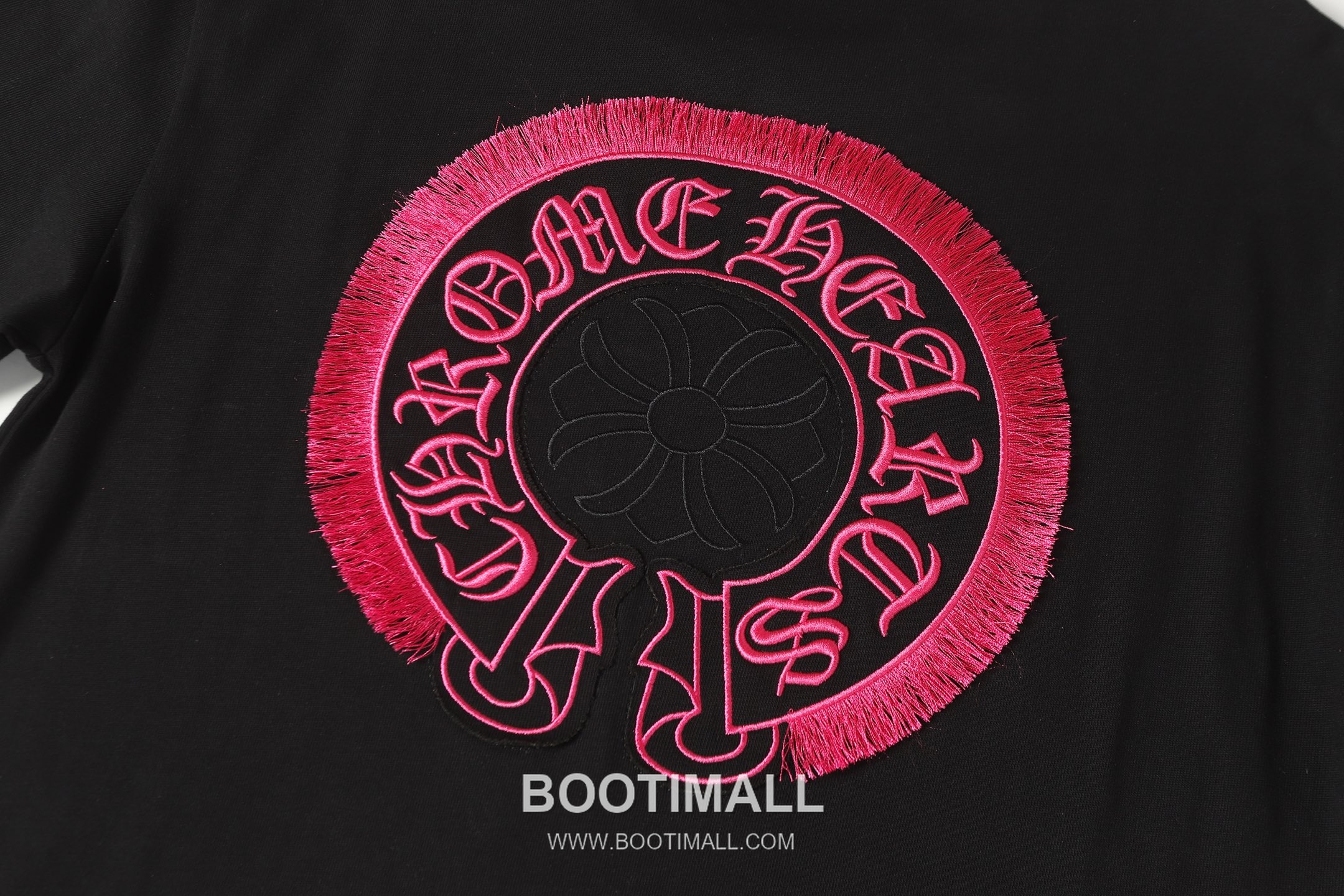 Chrome Hearts Cross Embroidery Fringe Short Sleeve T-Shirt Black White 크롬하츠 크로스 자수 프린지 반팔 티셔츠 블랙 화이트 5