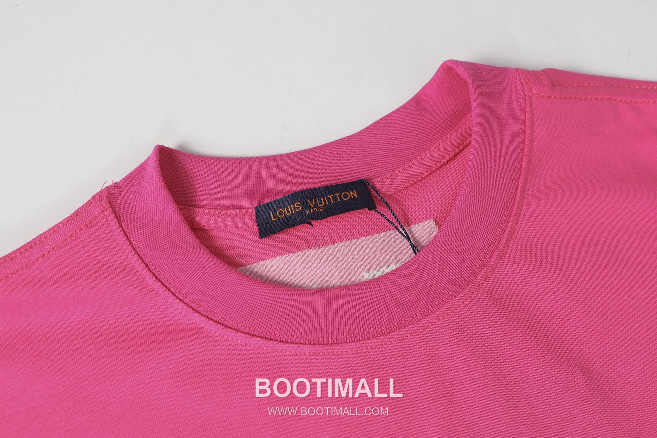 Louis Vuitton Monogram Graffiti Print Round Neck Short Sleeve T-Shirt Cotton 루이비통 모노그램 그라피티 프린트 라운드 넥 반팔 티셔츠 코튼 3