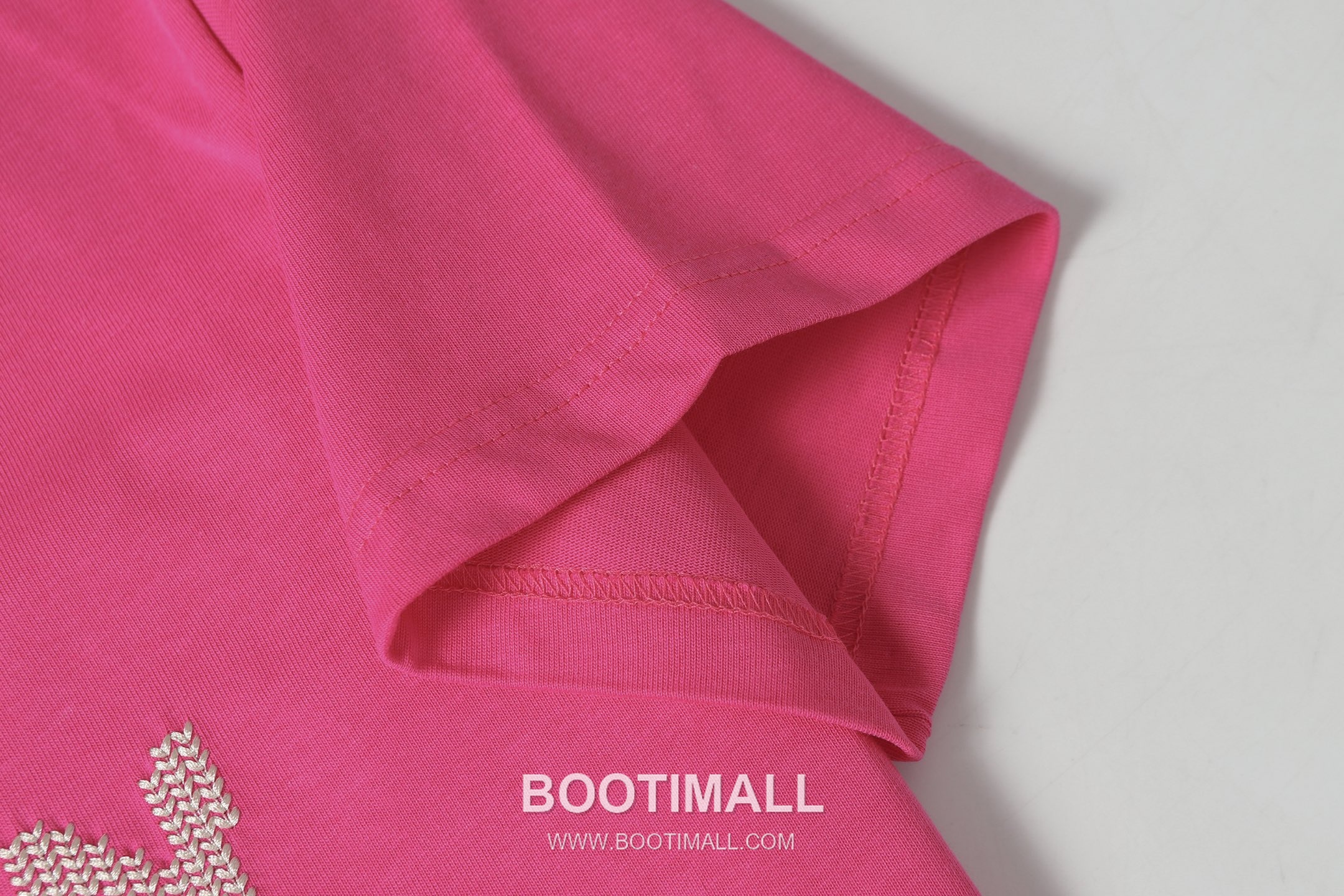 Louis Vuitton Monogram Graffiti Print Round Neck Short Sleeve T-Shirt Cotton 루이비통 모노그램 그라피티 프린트 라운드 넥 반팔 티셔츠 코튼 7