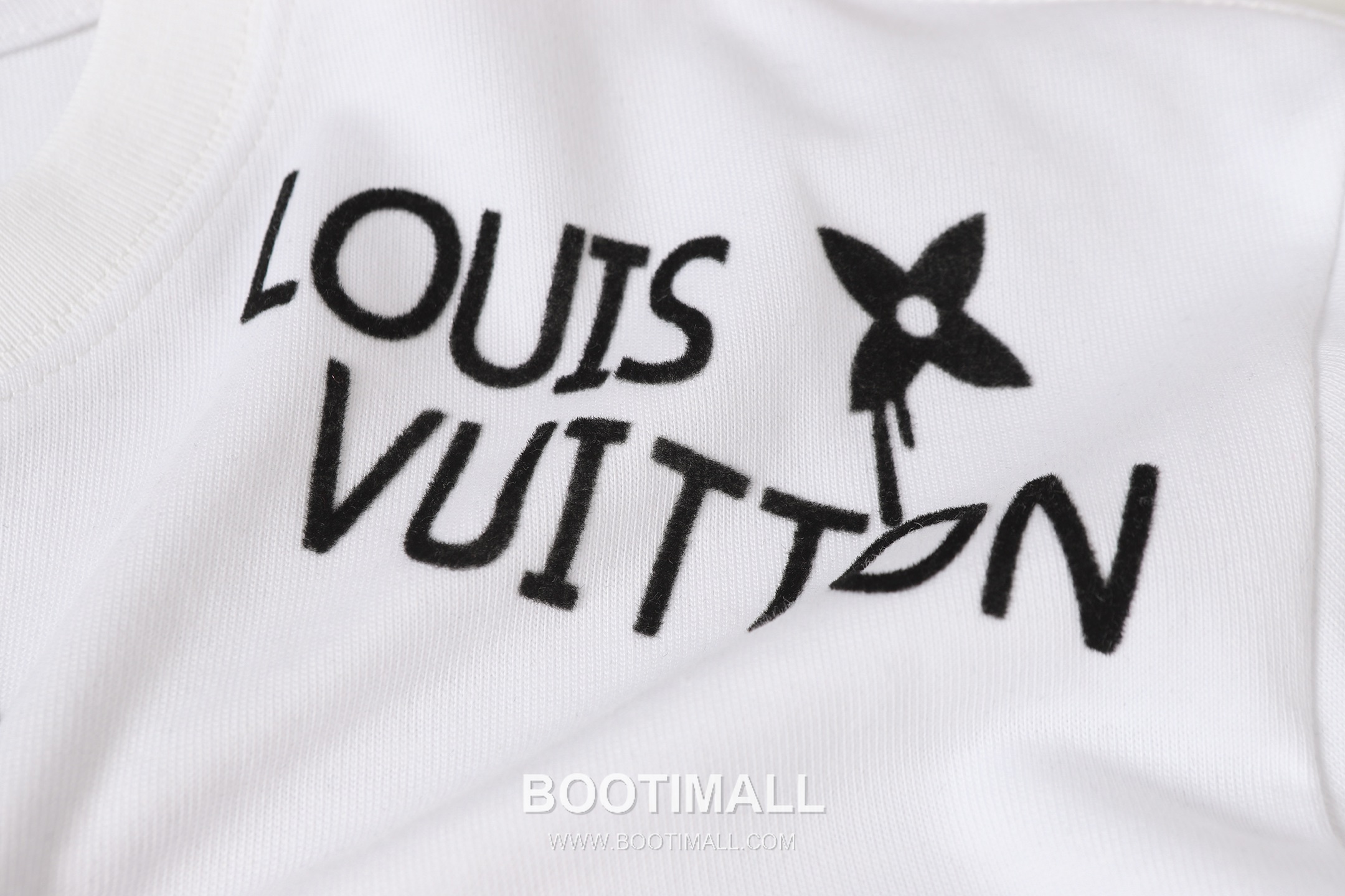 Louis Vuitton Monogram Graffiti Print Round Neck Short Sleeve T-Shirt Cotton 루이비통 모노그램 그라피티 프린트 라운드 넥 반팔 티셔츠 코튼 6