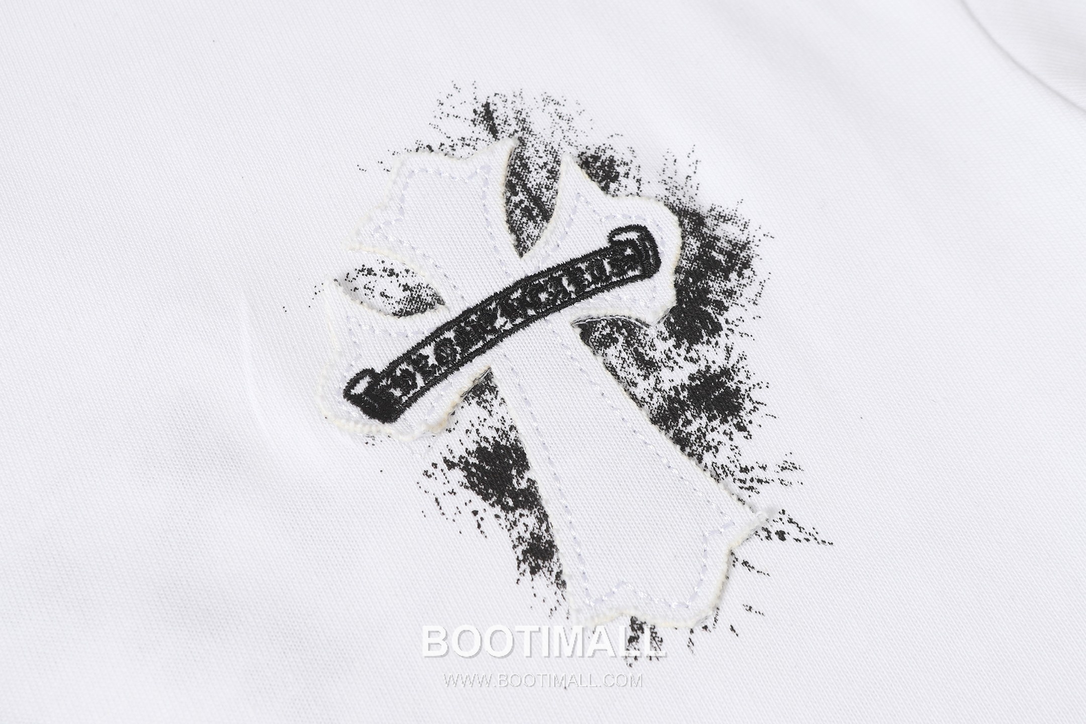 Chrome Hearts Cross Embroidered Round Neck Short Sleeve T-Shirt 크롬하츠 크로스 자수 라운드넥 반팔 티셔츠 5