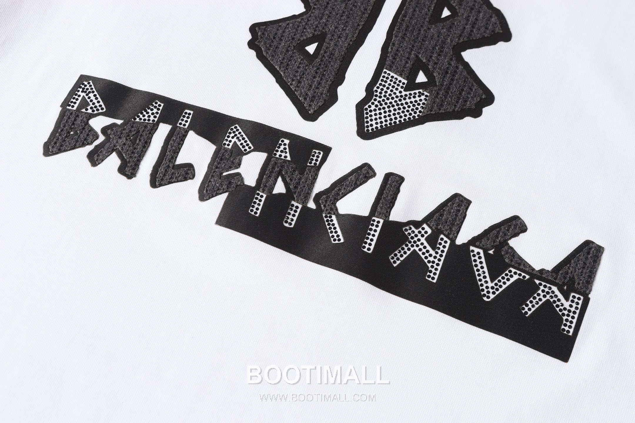 Balenciaga 2026SS Logo Rhinestone Round Neck Short Sleeve T-Shirt 발렌시아가 2026SS 로고 라인스톤 라운드넥 반팔 티셔츠 6