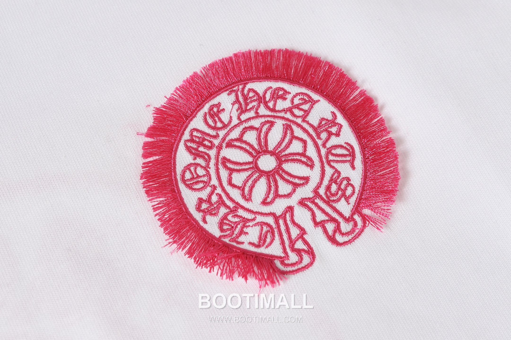 Chrome Hearts Cross Embroidery Fringe Short Sleeve T-Shirt Black White 크롬하츠 크로스 자수 프린지 반팔 티셔츠 블랙 화이트 4