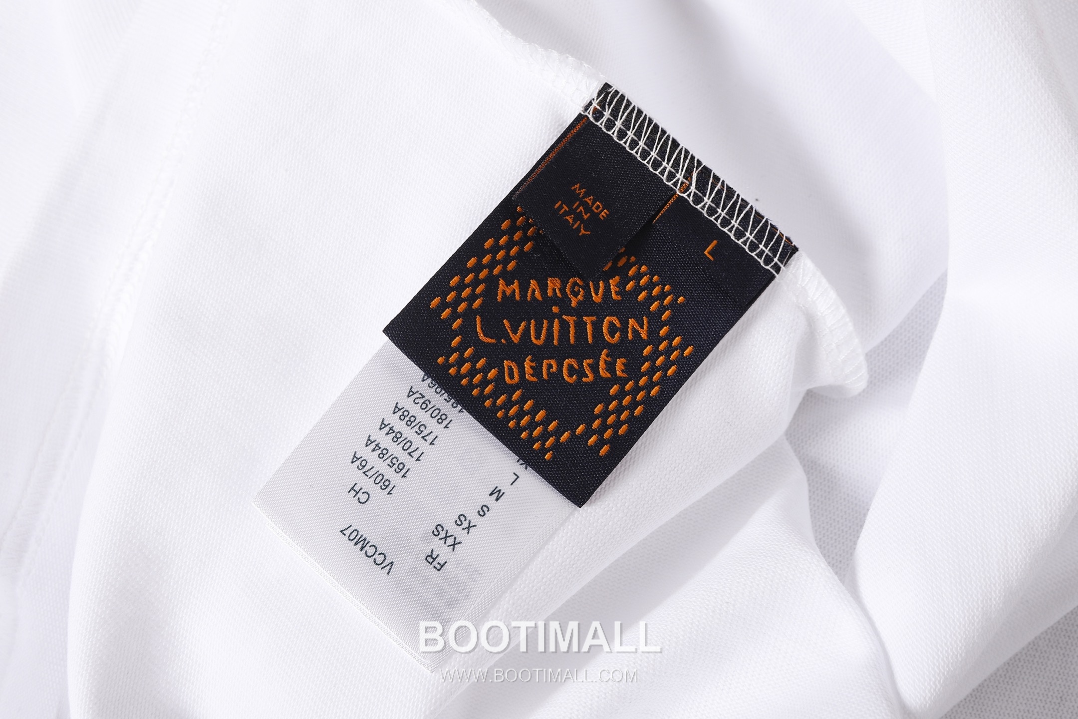 Louis Vuitton Graffiti Logo Cotton T-Shirt Black White 루이비통 그래피티 로고 코튼 티셔츠 블랙 화이트 7