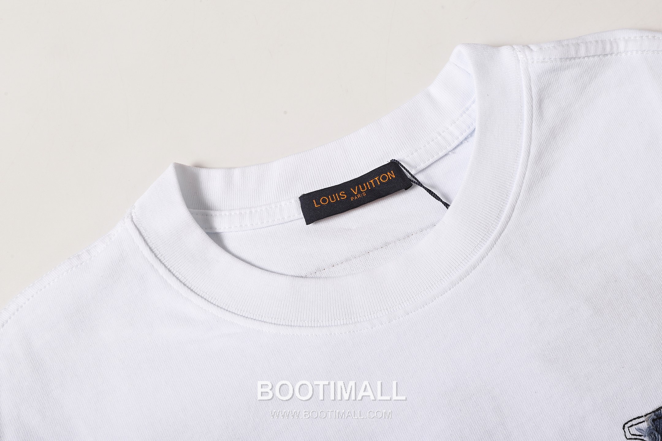 Louis Vuitton Denim Logo Embroidery Cotton T-Shirt Black White 루이비통 데님 로고 자수 코튼 티셔츠 블랙 화이트 3