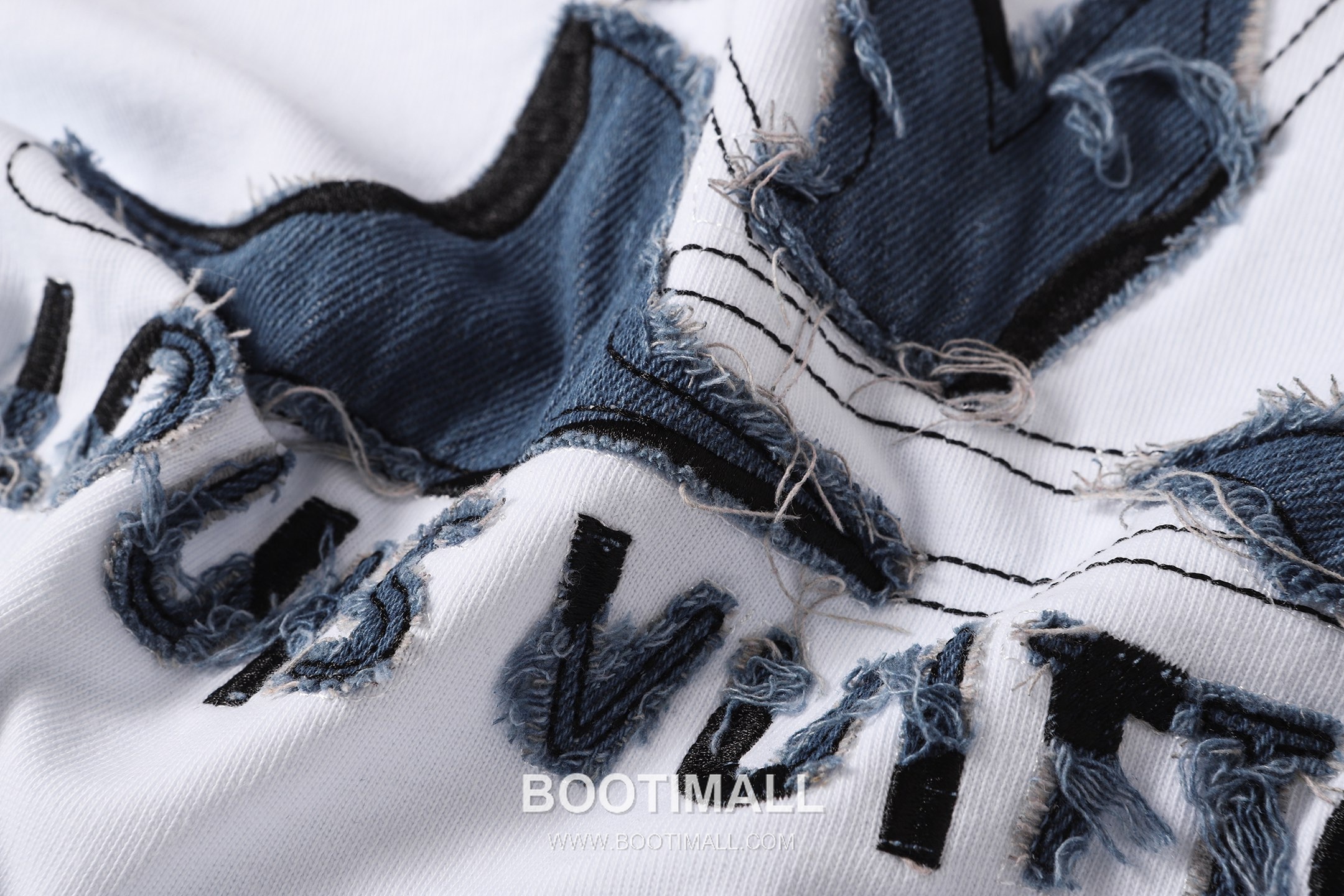 Louis Vuitton Denim Logo Embroidery Cotton T-Shirt Black White 루이비통 데님 로고 자수 코튼 티셔츠 블랙 화이트 7