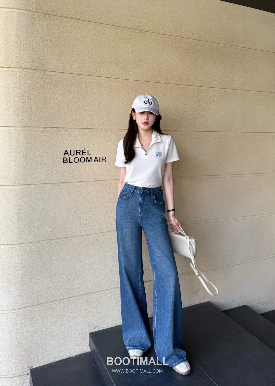 Loewe Anagram Embroidered Wide Leg Denim Jeans Blue 로에베 아나그램 자수 와이드 레그 데님 진 블루 12