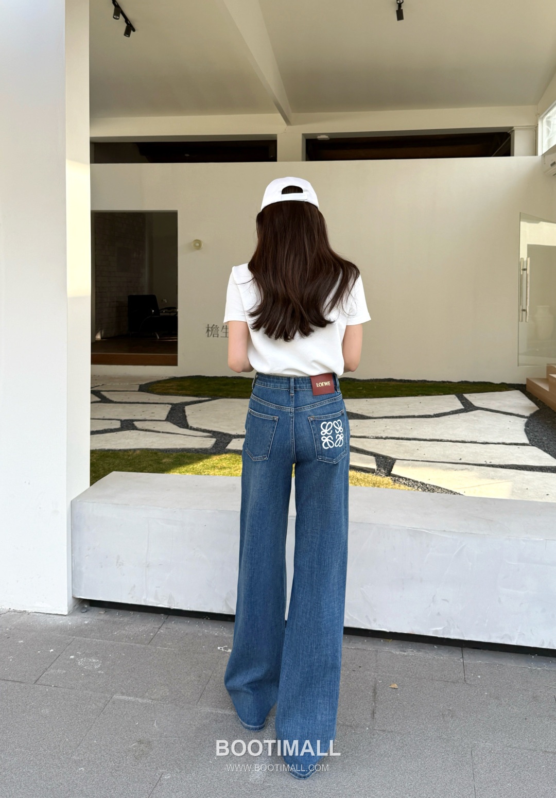 Loewe Anagram Embroidered Wide Leg Denim Jeans Blue 로에베 아나그램 자수 와이드 레그 데님 진 블루 13